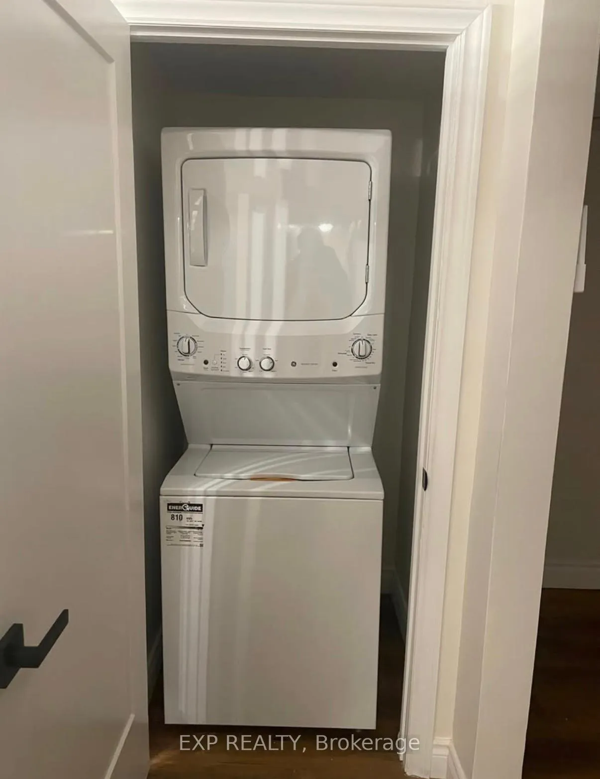 Photo 12 of Unit Unit #2, 185 St. George Street, Welland, Broadway — HOMEH