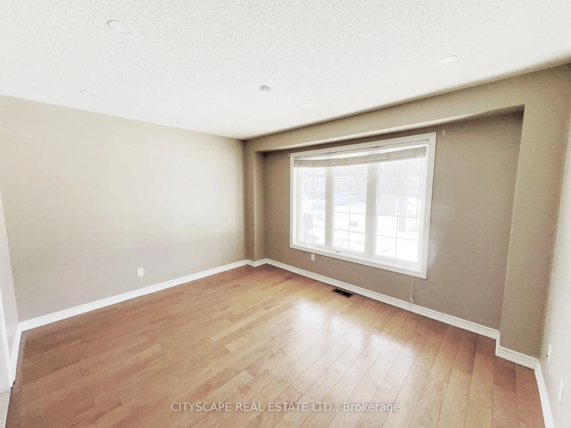 Photo 7 of 127 Barleyfield Road, Brampton, Sandringham-Wellington — HOMEH