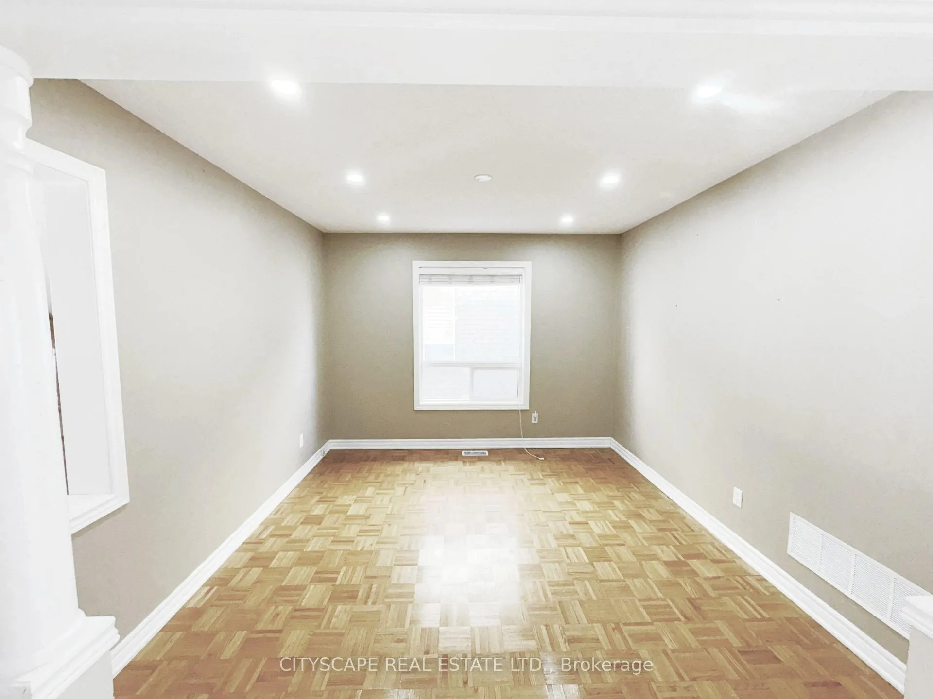 Photo 10 of 127 Barleyfield Road, Brampton, Sandringham-Wellington — HOMEH