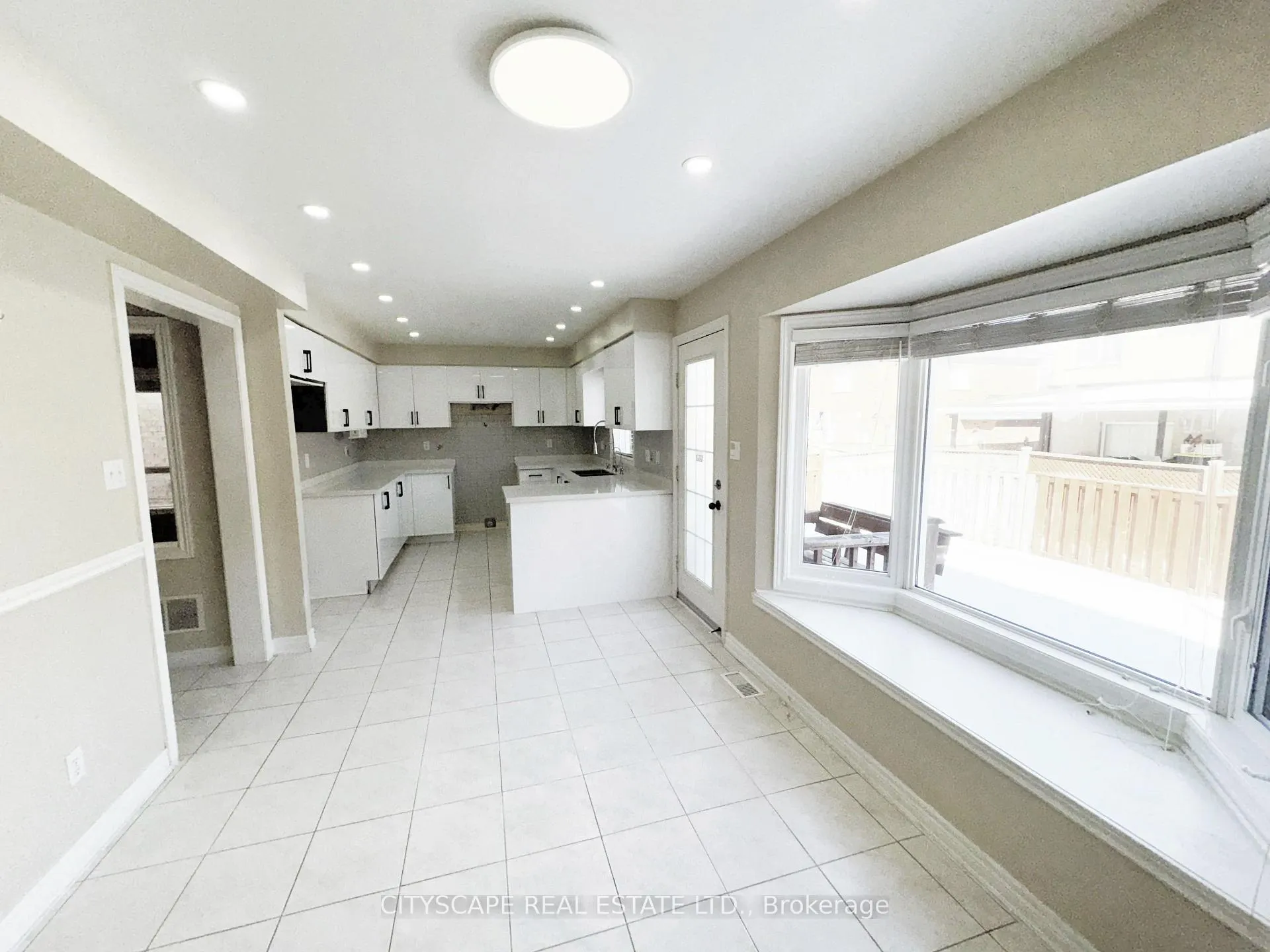 Photo 16 of 127 Barleyfield Road, Brampton, Sandringham-Wellington — HOMEH