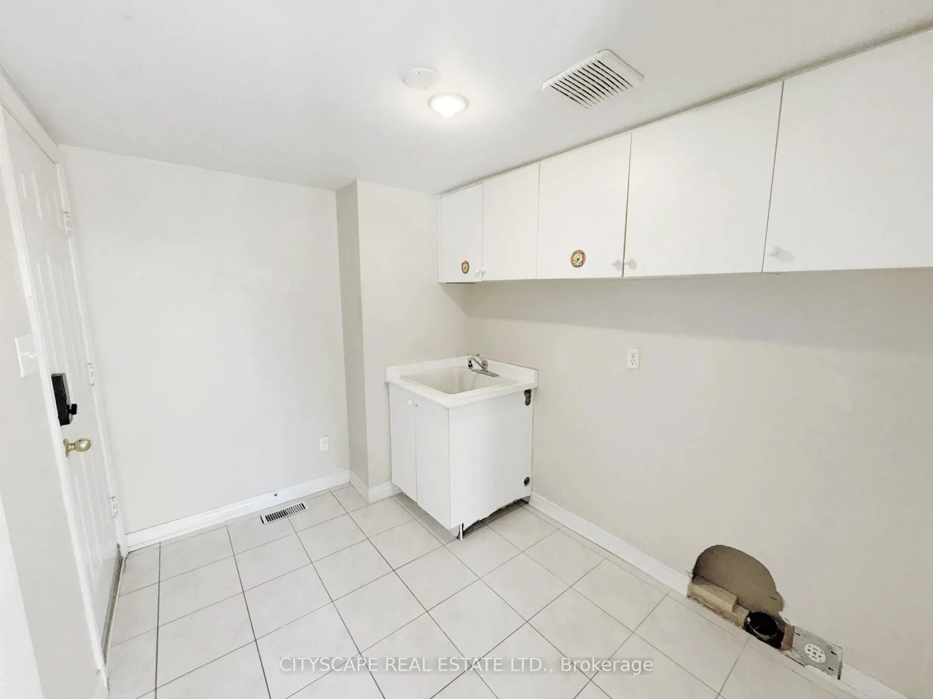 Photo 19 of 127 Barleyfield Road, Brampton, Sandringham-Wellington — HOMEH