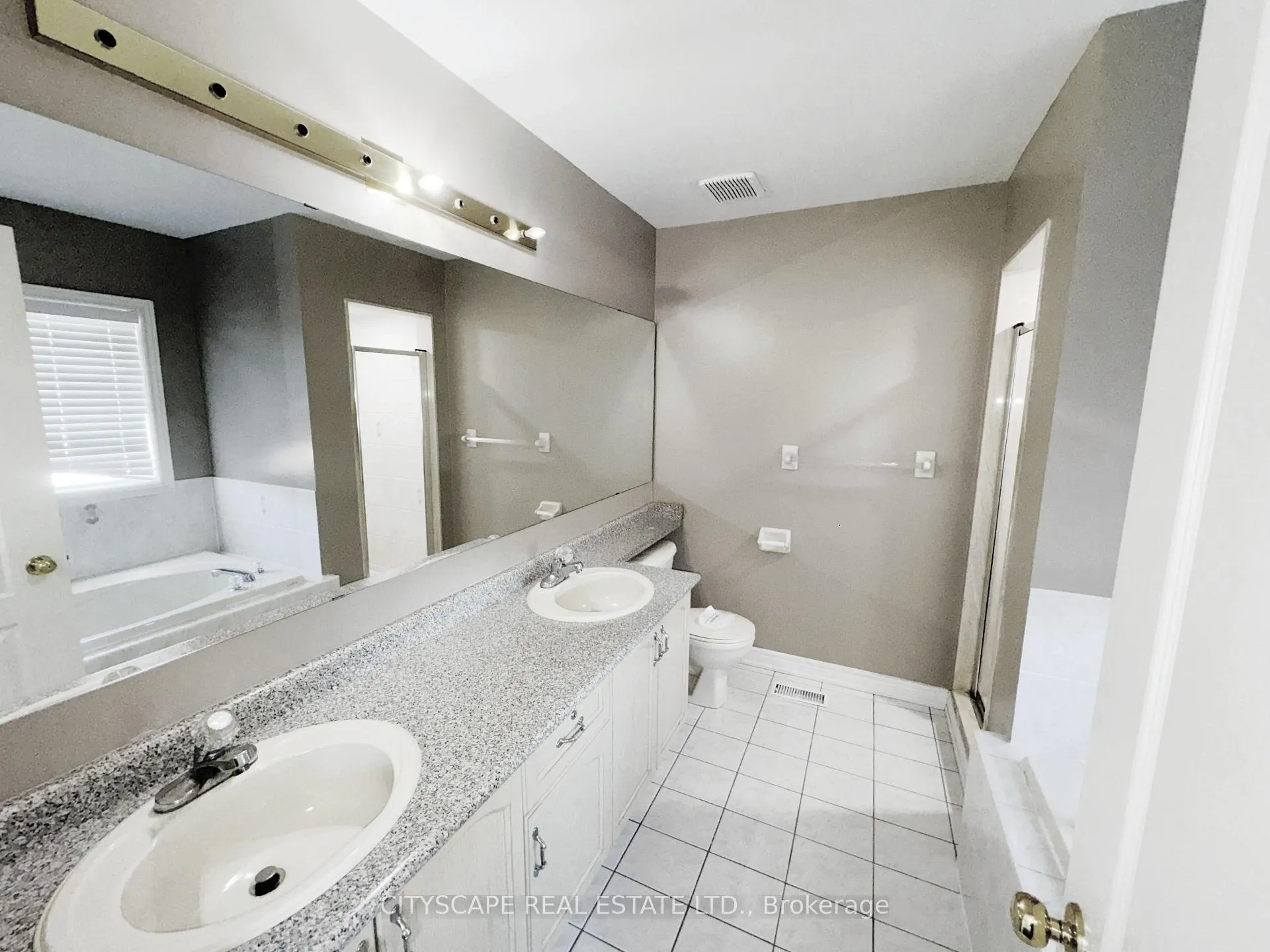 Photo 22 of 127 Barleyfield Road, Brampton, Sandringham-Wellington — HOMEH