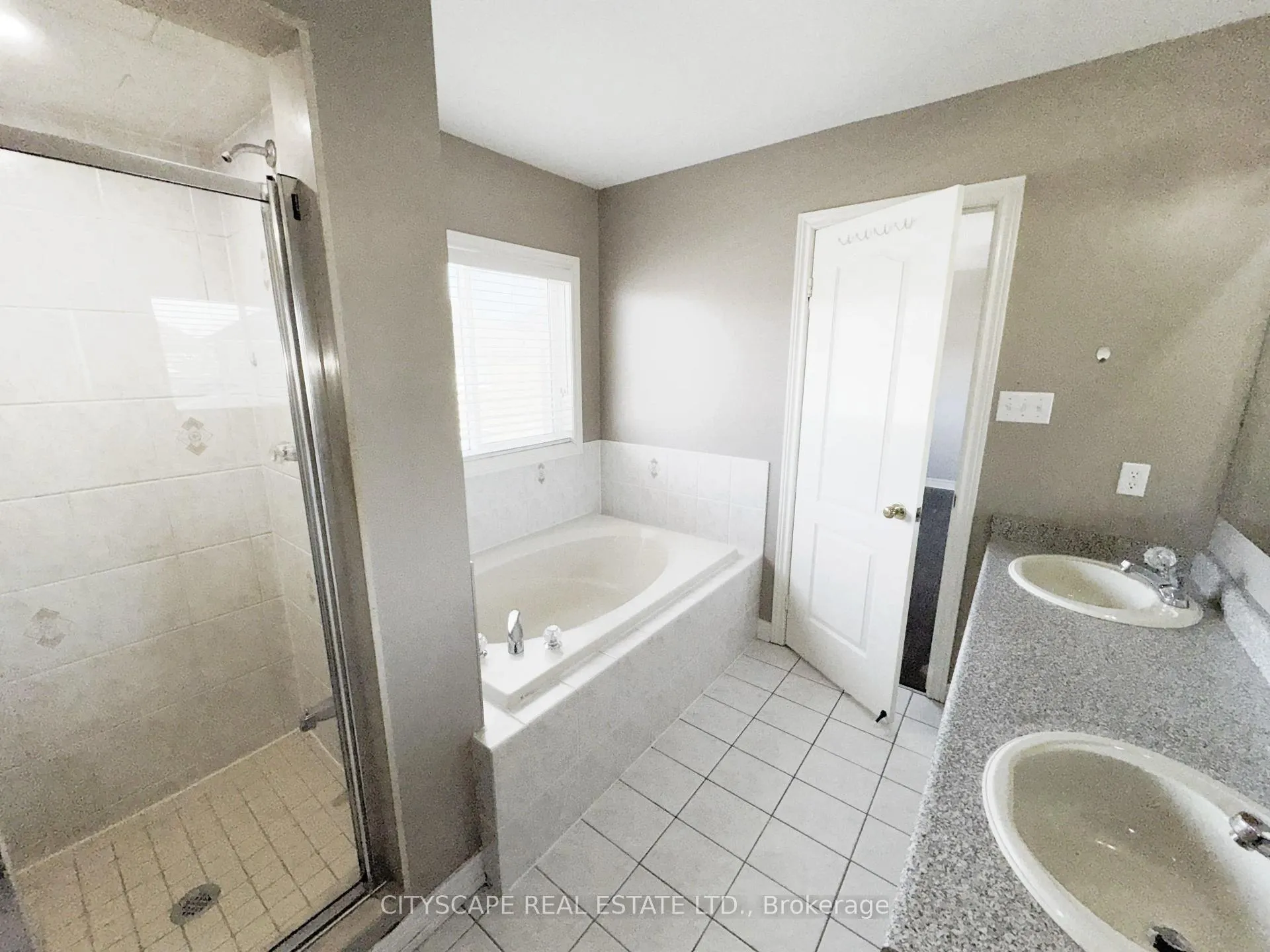 Photo 23 of 127 Barleyfield Road, Brampton, Sandringham-Wellington — HOMEH