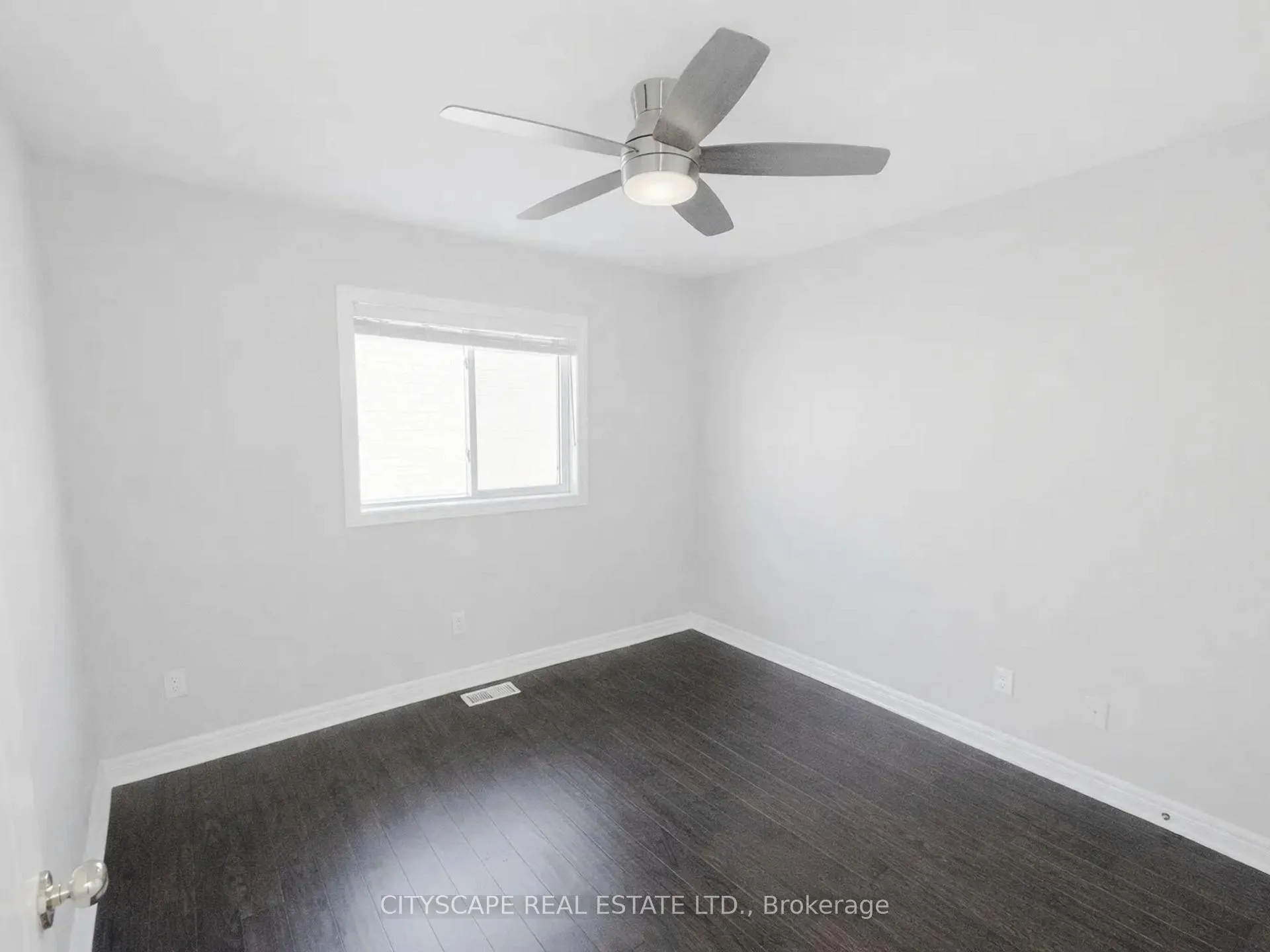 Photo 29 of 127 Barleyfield Road, Brampton, Sandringham-Wellington — HOMEH
