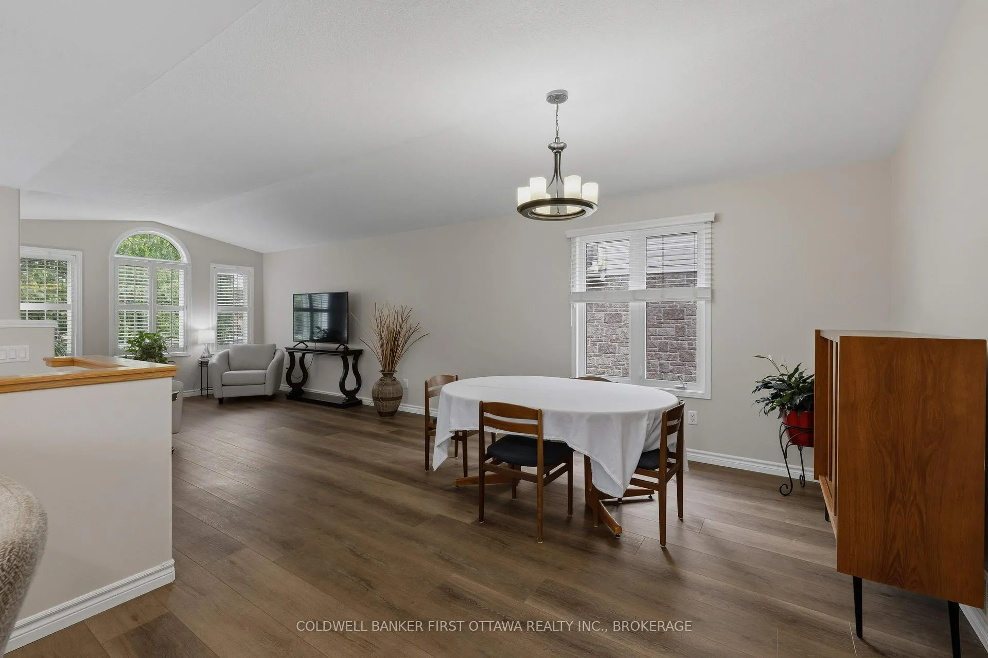 Photo 7 of 1346 Sierra Avenue, Kingston, City Northwest — HOMEH