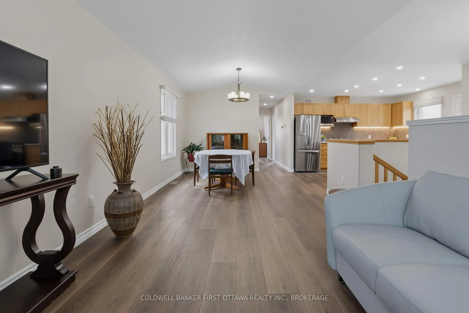 Photo 10 of 1346 Sierra Avenue, Kingston, City Northwest — HOMEH