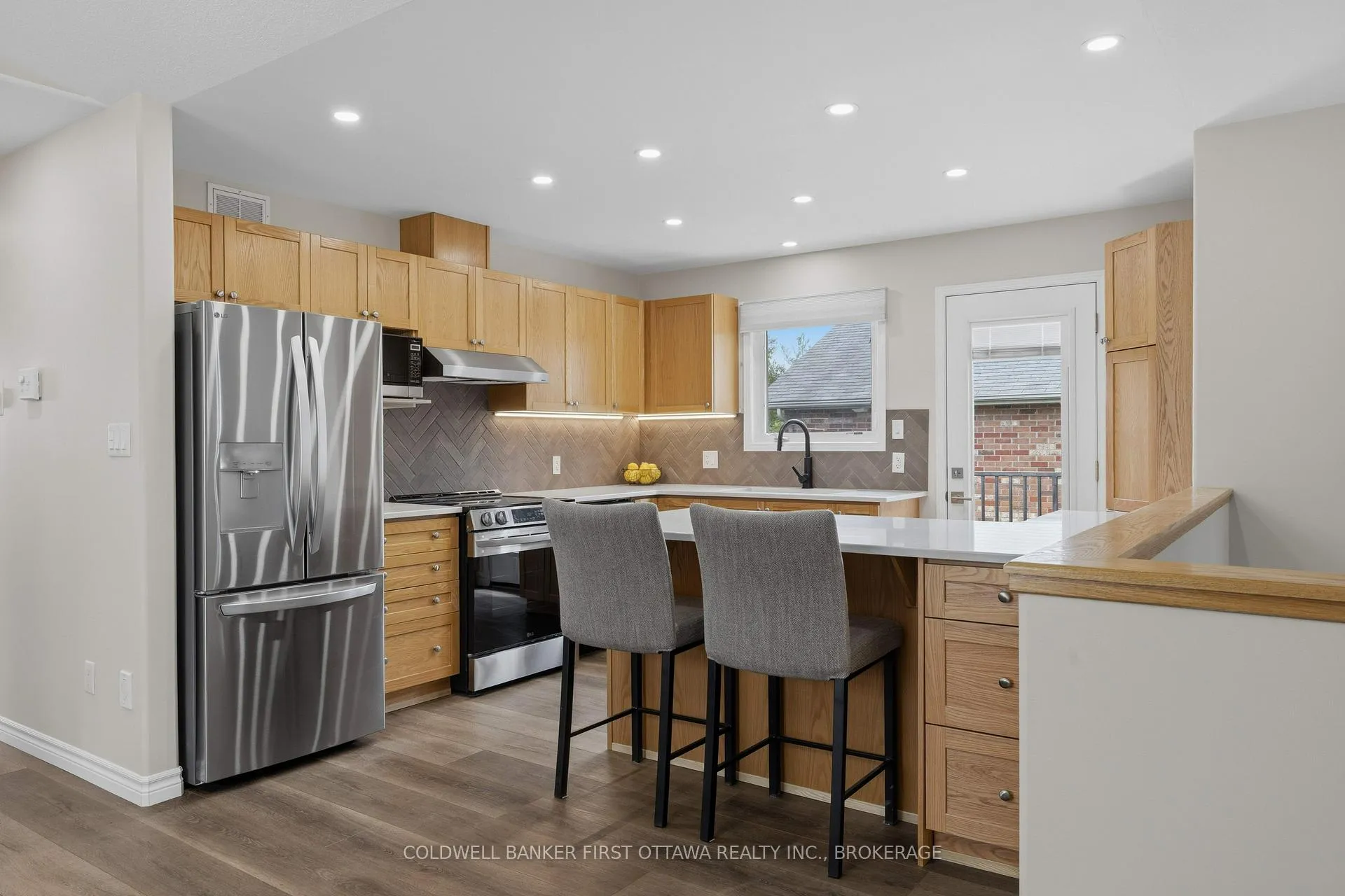 Photo 13 of 1346 Sierra Avenue, Kingston, City Northwest — HOMEH