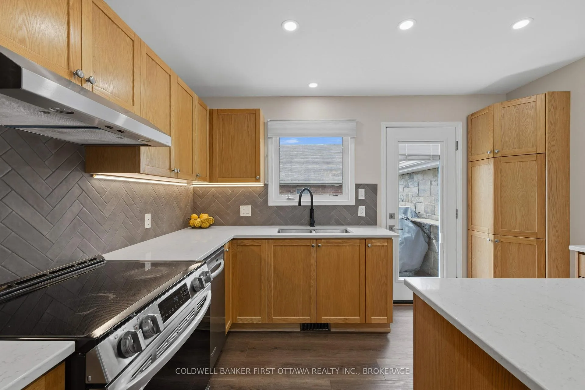 Photo 16 of 1346 Sierra Avenue, Kingston, City Northwest — HOMEH
