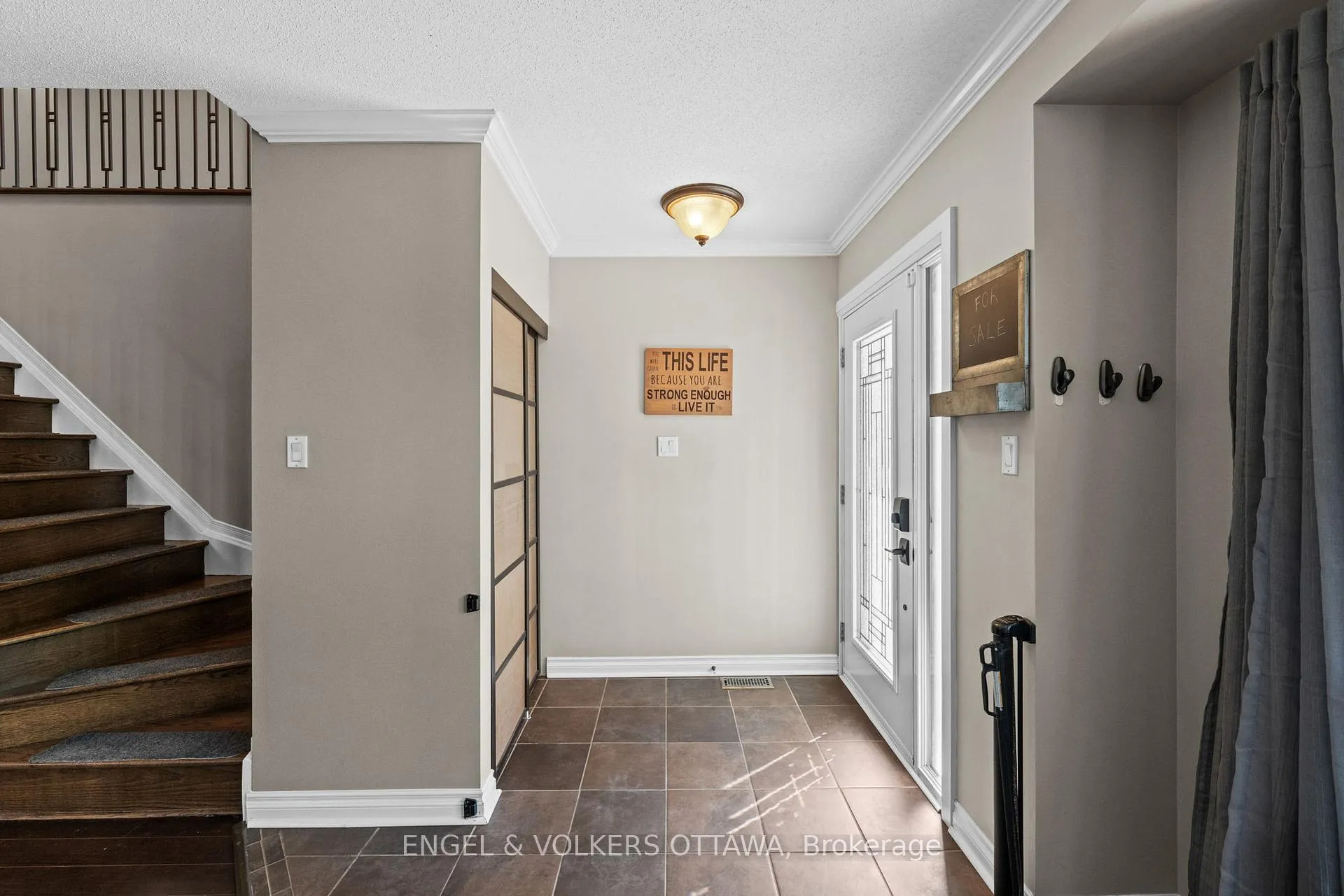 Photo 6 of 49 Kittiwake Drive, Ottawa, Stittsville (North) — HOMEH