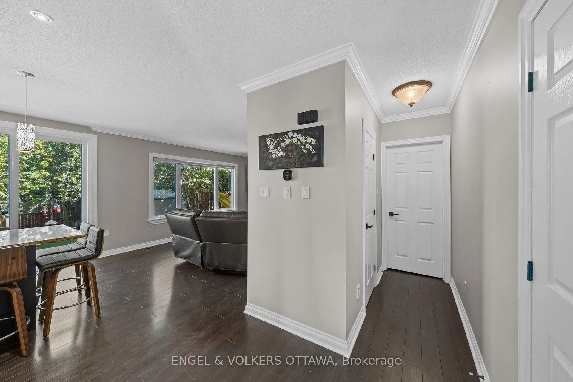 Photo 26 of 49 Kittiwake Drive, Ottawa, Stittsville (North) — HOMEH