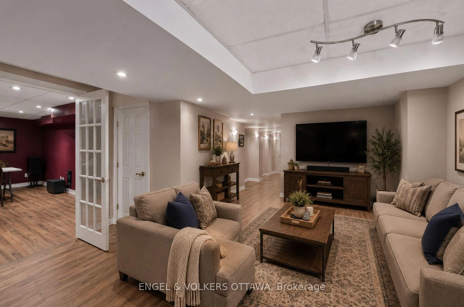 Photo 42 of 49 Kittiwake Drive, Ottawa, Stittsville (North) — HOMEH