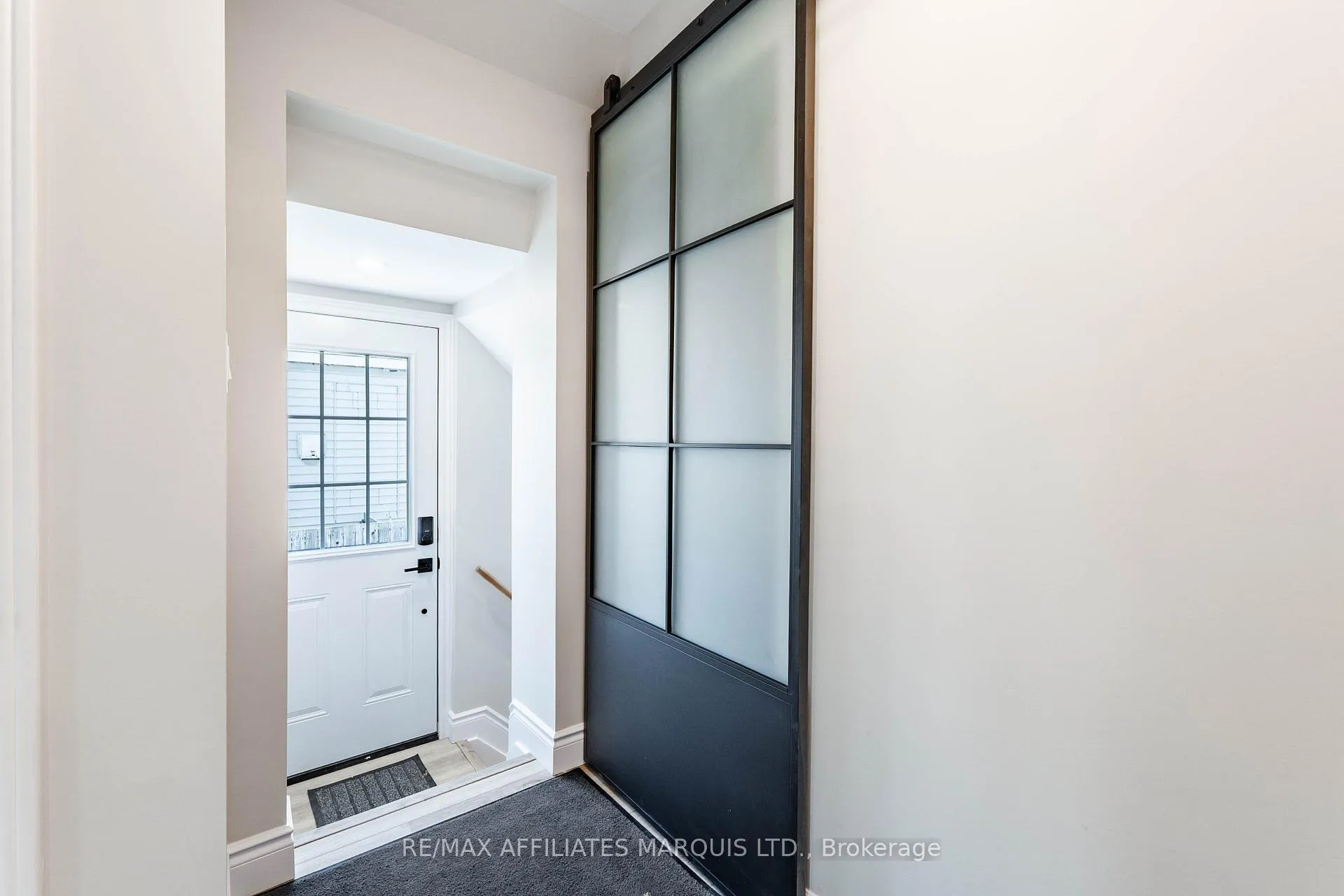 Photo 5 of 213 8th Street E, Cornwall — HOMEH