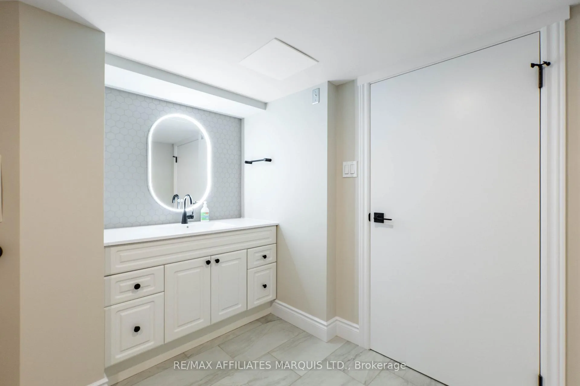 Photo 23 of 213 8th Street E, Cornwall — HOMEH