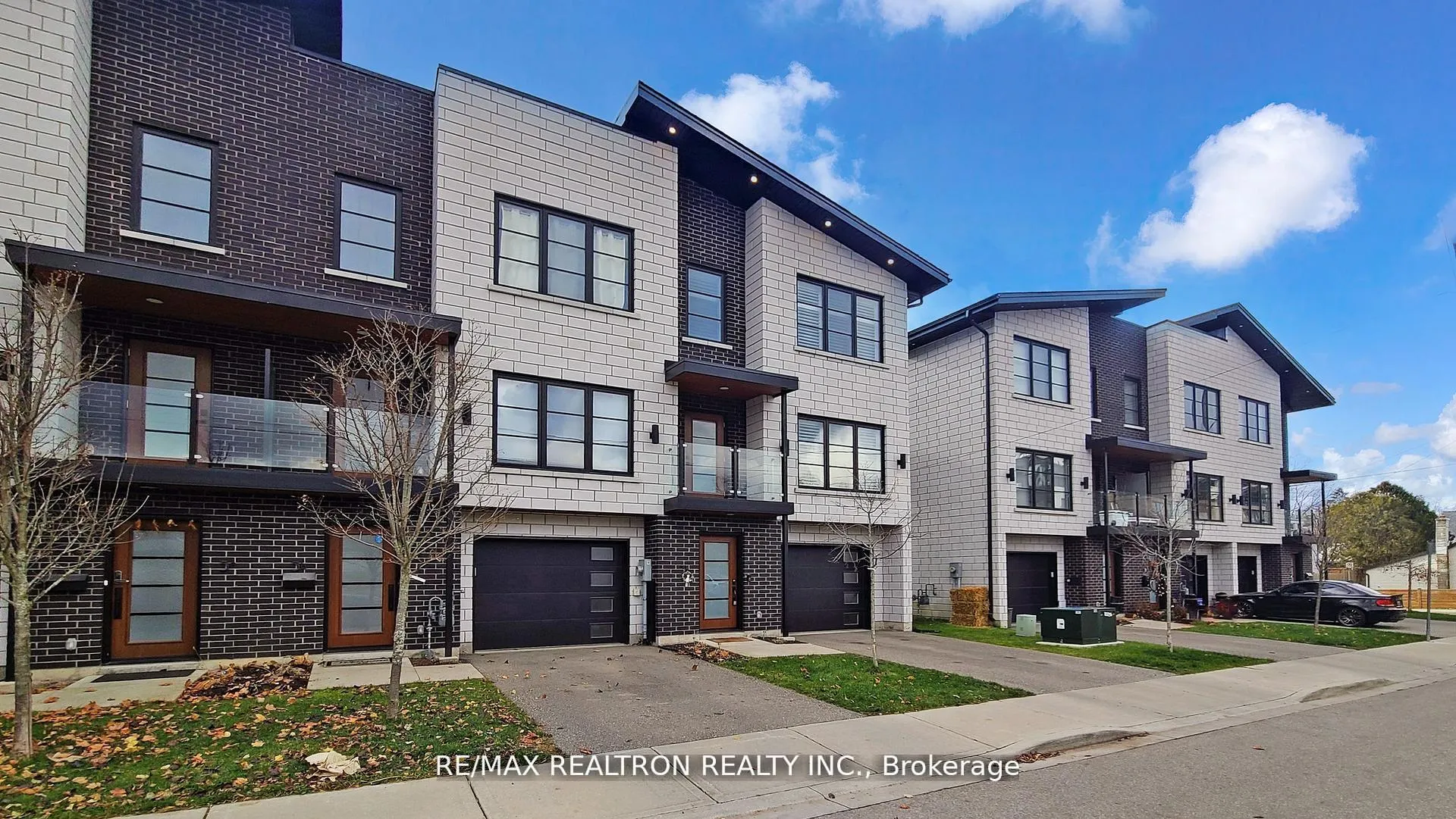 Photo 1 of Unit C, 3 Spring Lane, Brantford, Holmedale — HOMEH
