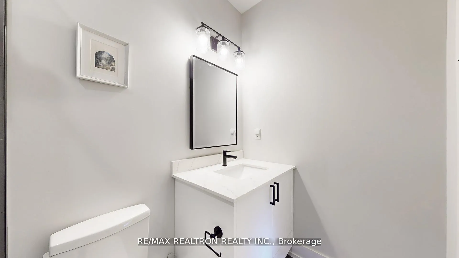 Photo 28 of Unit C, 3 Spring Lane, Brantford, Holmedale — HOMEH