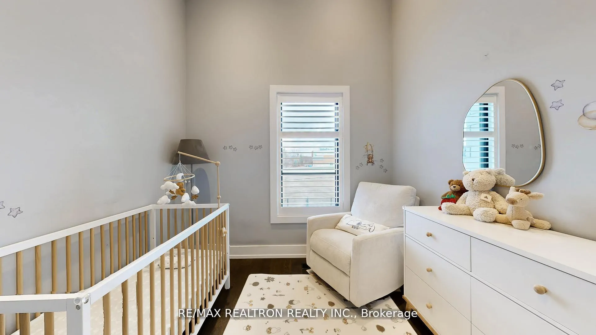 Photo 35 of Unit C, 3 Spring Lane, Brantford, Holmedale — HOMEH