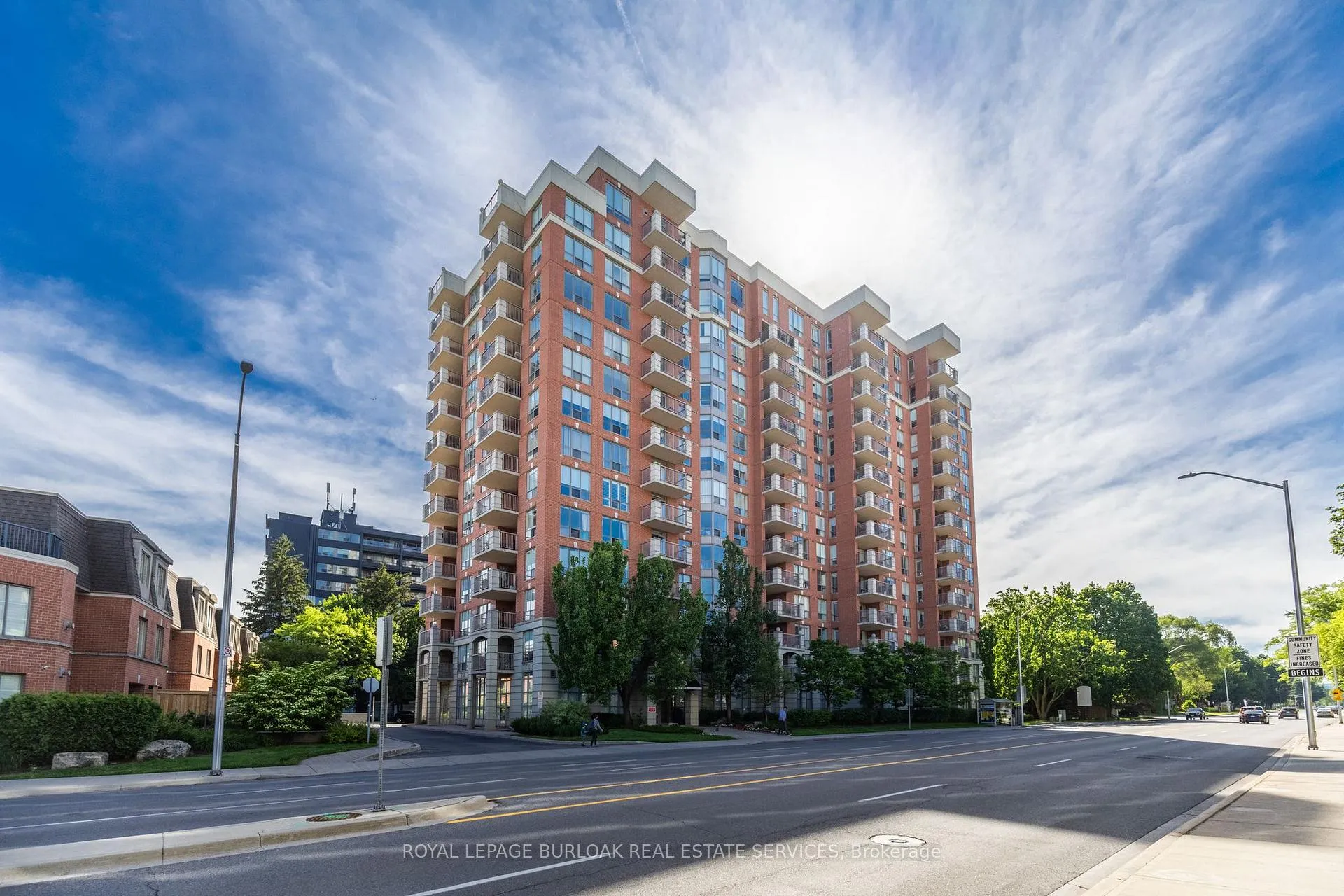 Photo 2 of Unit 708, 442 Maple Avenue, Burlington, Brant — HOMEH
