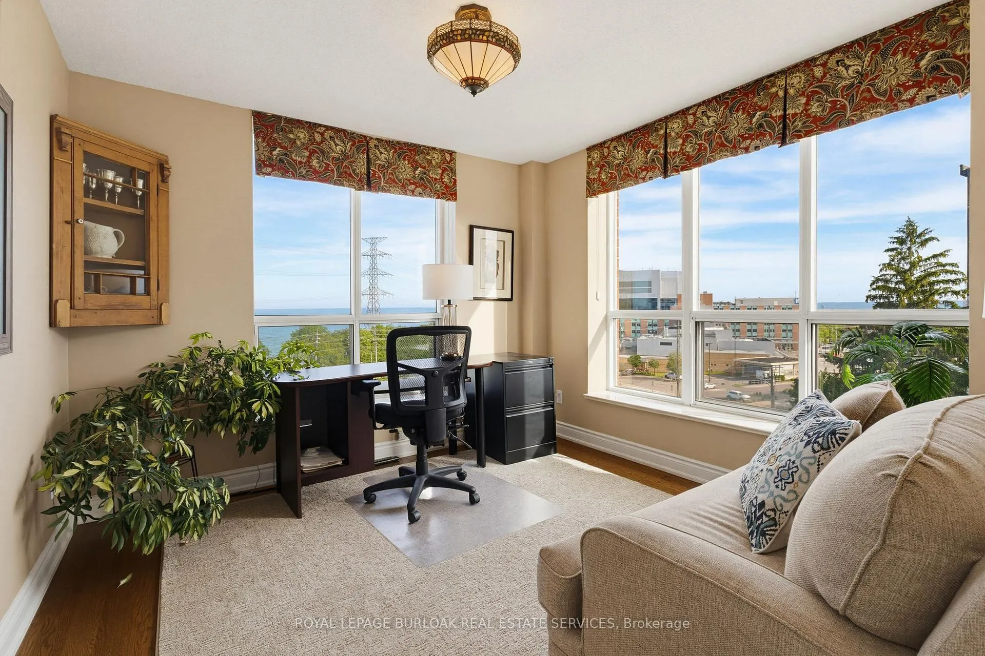 Photo 19 of Unit 708, 442 Maple Avenue, Burlington, Brant — HOMEH