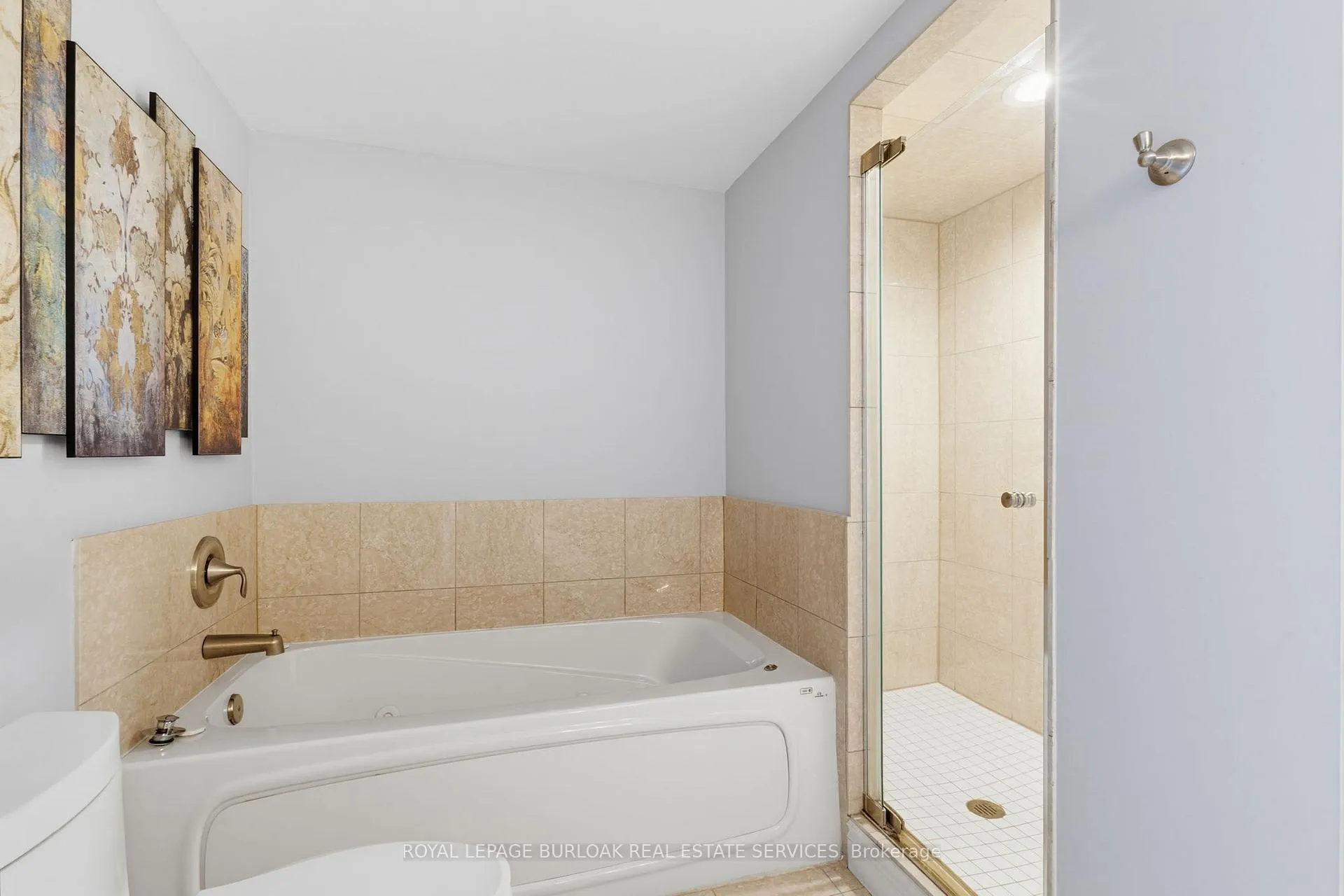 Photo 23 of Unit 708, 442 Maple Avenue, Burlington, Brant — HOMEH