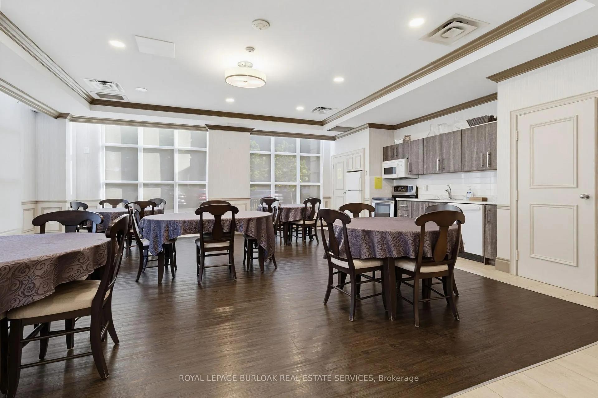 Photo 37 of Unit 708, 442 Maple Avenue, Burlington, Brant — HOMEH