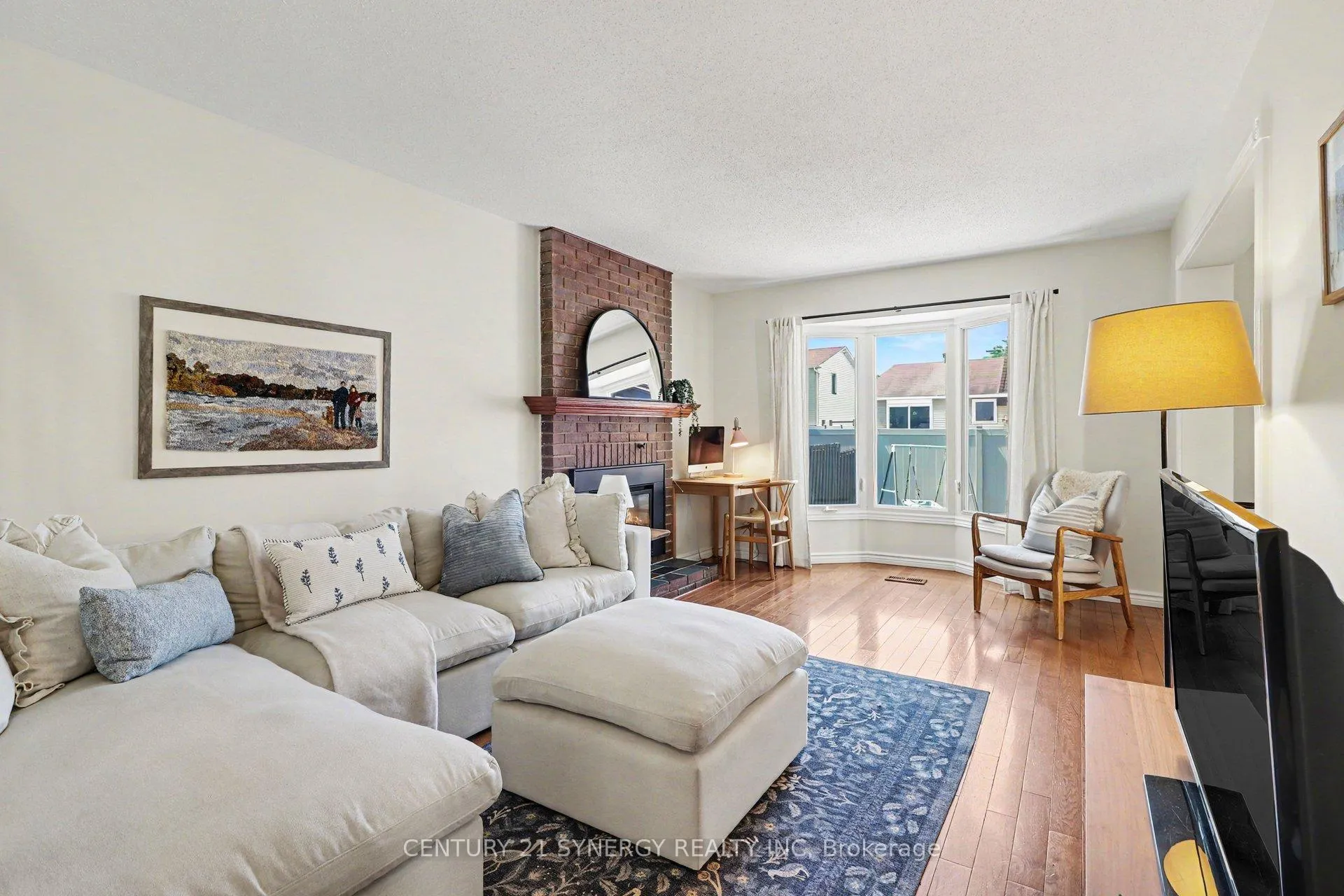 Photo 6 of 1078 Taffy Lane, Ottawa, Convent Glen North — HOMEH