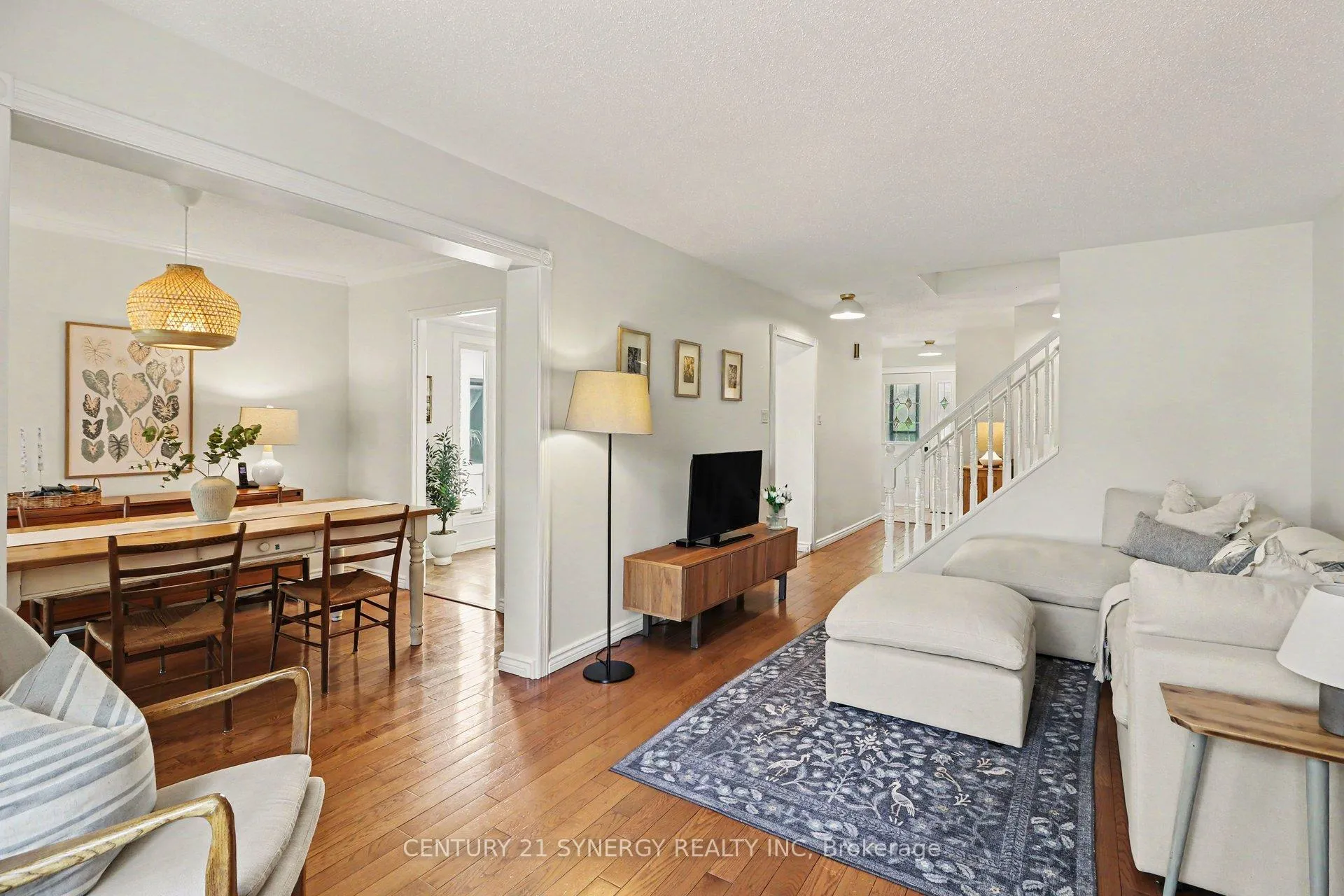Photo 8 of 1078 Taffy Lane, Ottawa, Convent Glen North — HOMEH