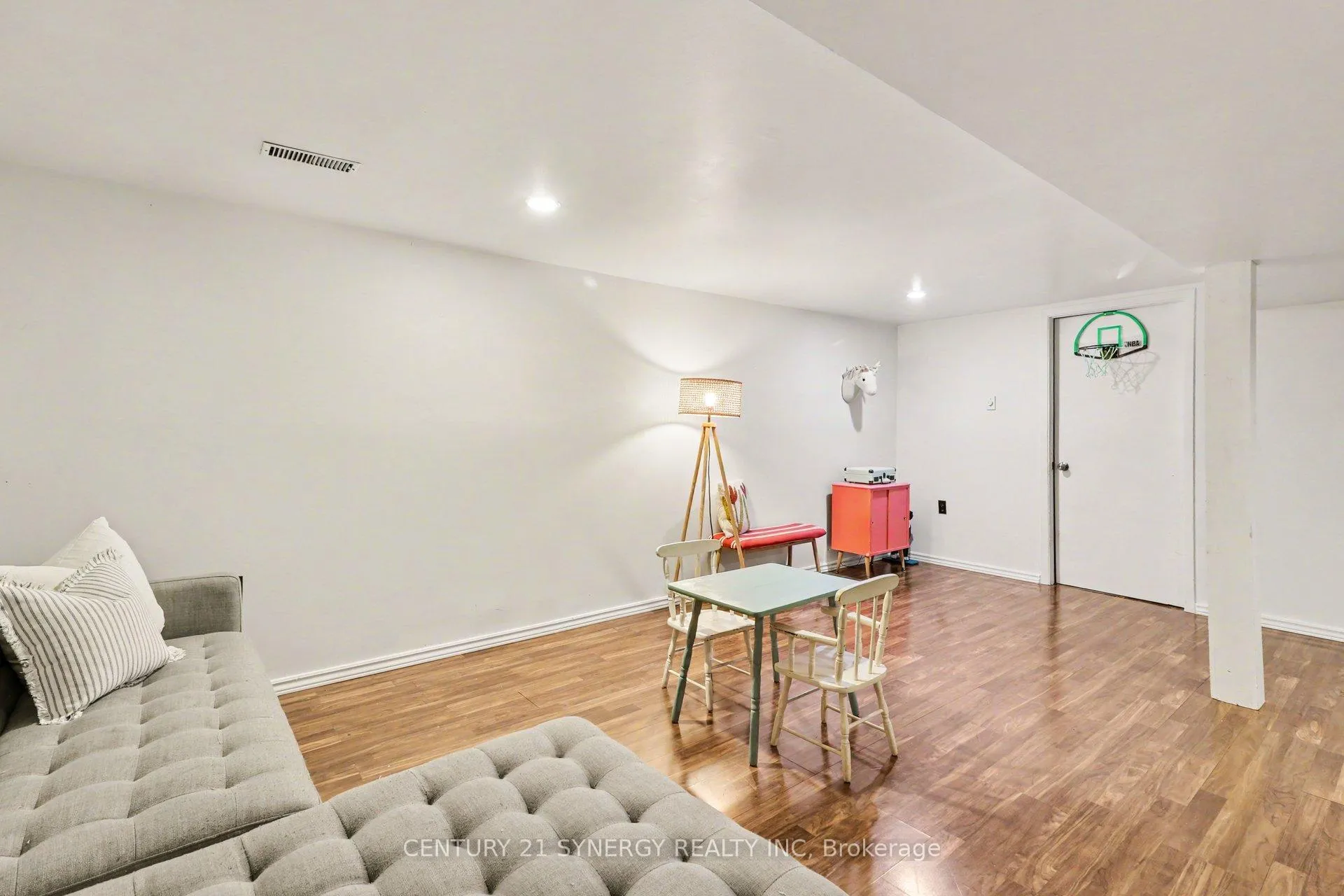 Photo 28 of 1078 Taffy Lane, Ottawa, Convent Glen North — HOMEH