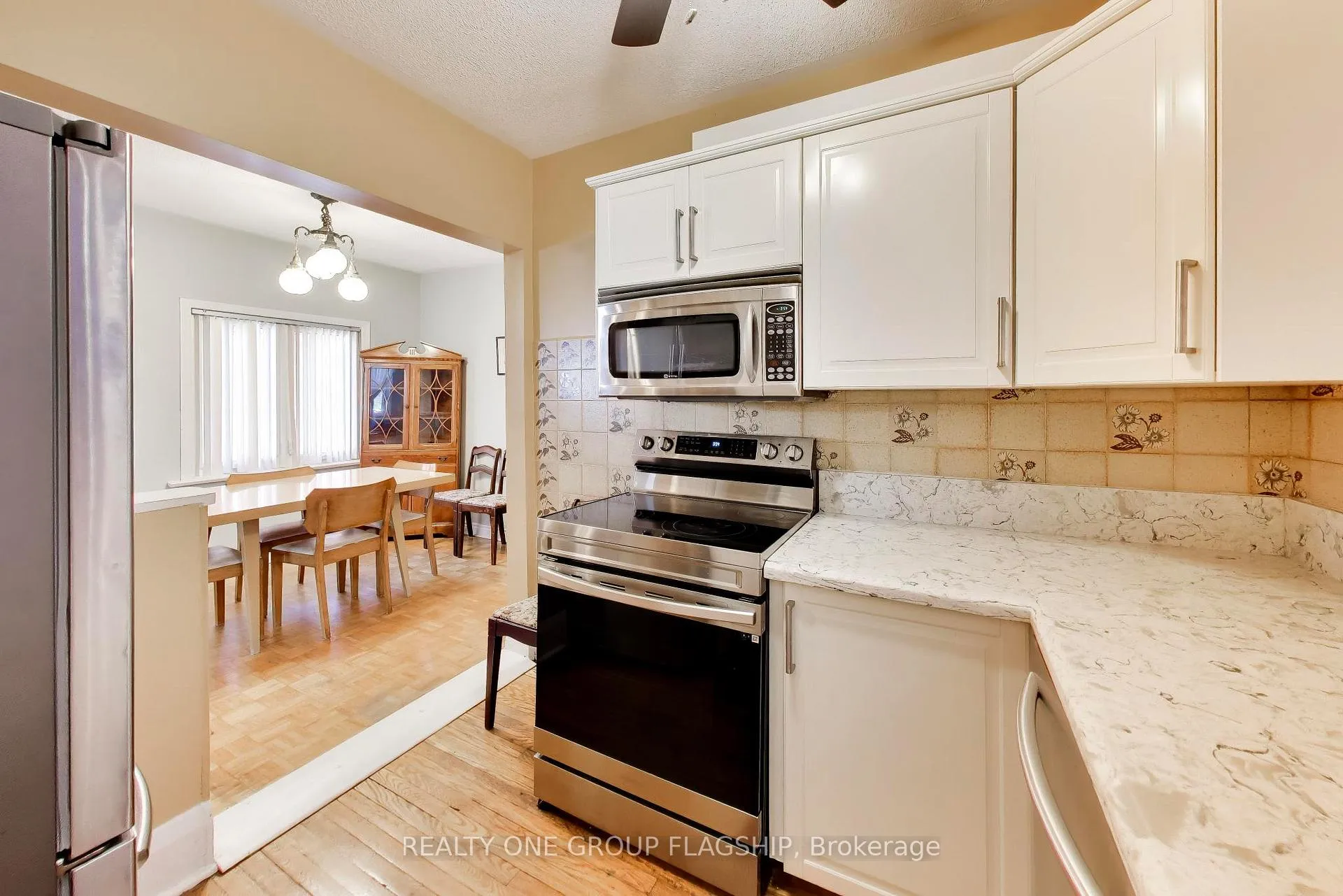Photo 12 of 55 Frater Avenue, Toronto, Danforth Village-East York — HOMEH