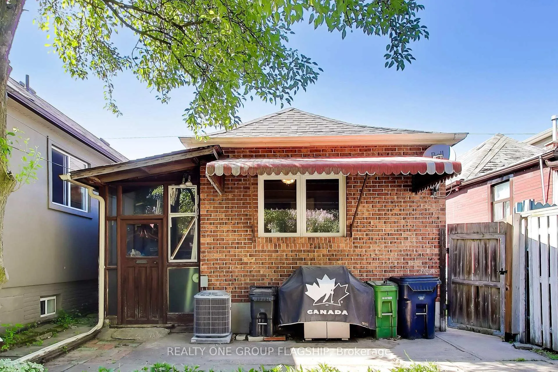 Photo 28 of 55 Frater Avenue, Toronto, Danforth Village-East York — HOMEH