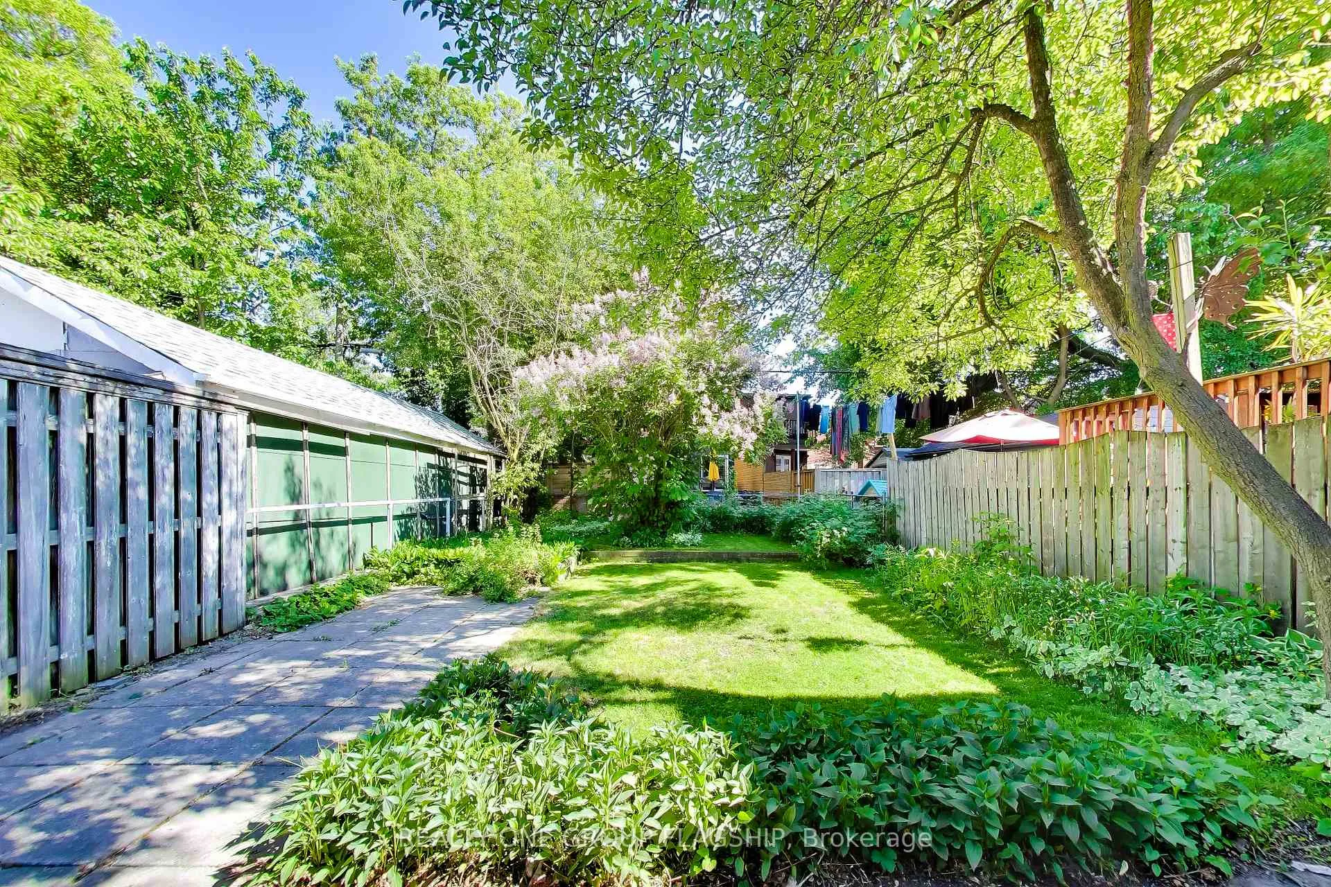 Photo 33 of 55 Frater Avenue, Toronto, Danforth Village-East York — HOMEH