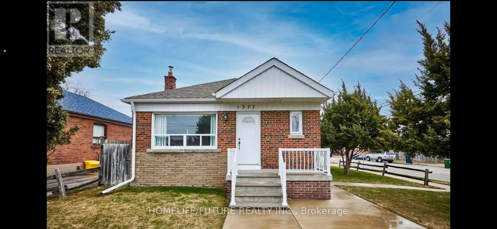 Front of Unit Main, 1377 Warden Avenue