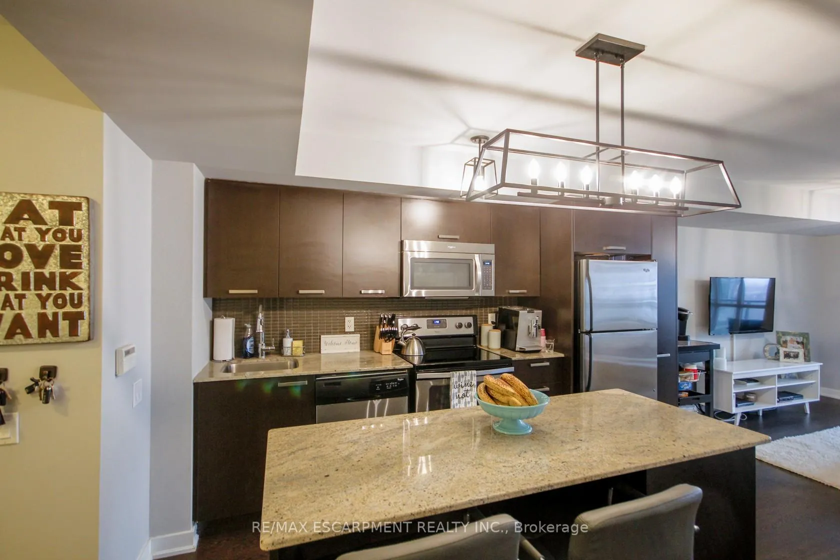 Photo 11 of Unit 1203, 78 Tecumseth Street, Toronto, Niagara — HOMEH