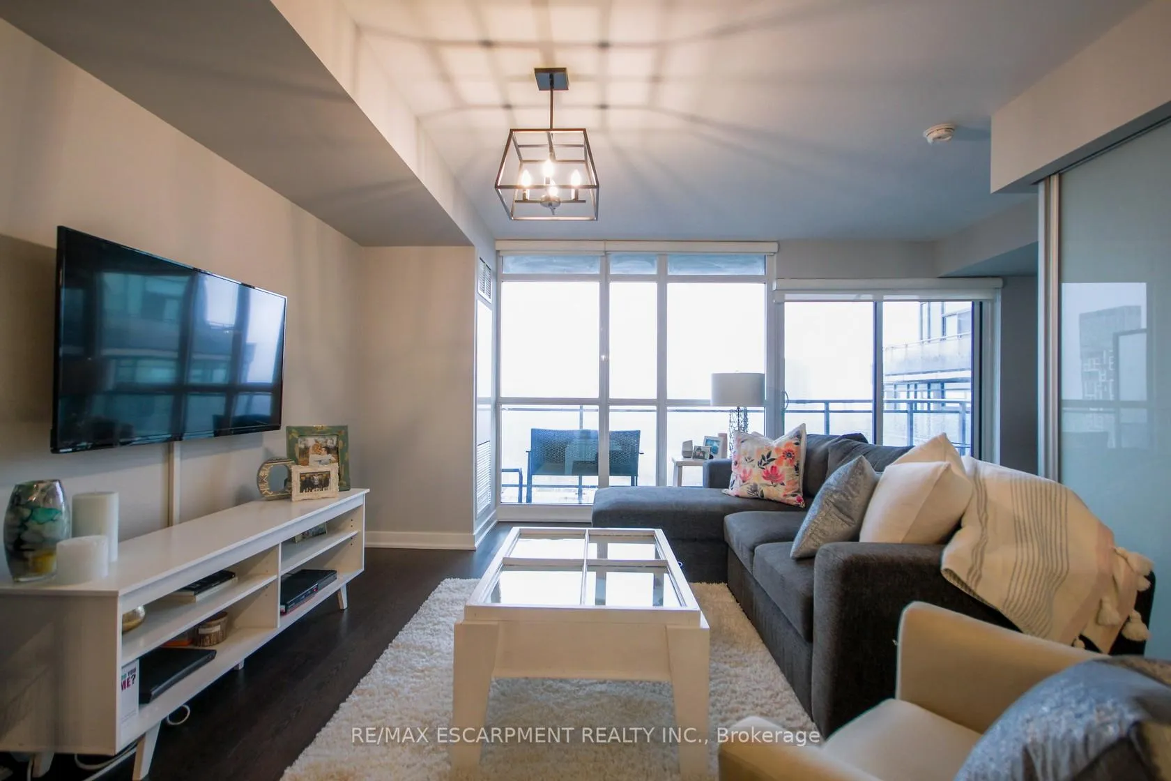Photo 12 of Unit 1203, 78 Tecumseth Street, Toronto, Niagara — HOMEH