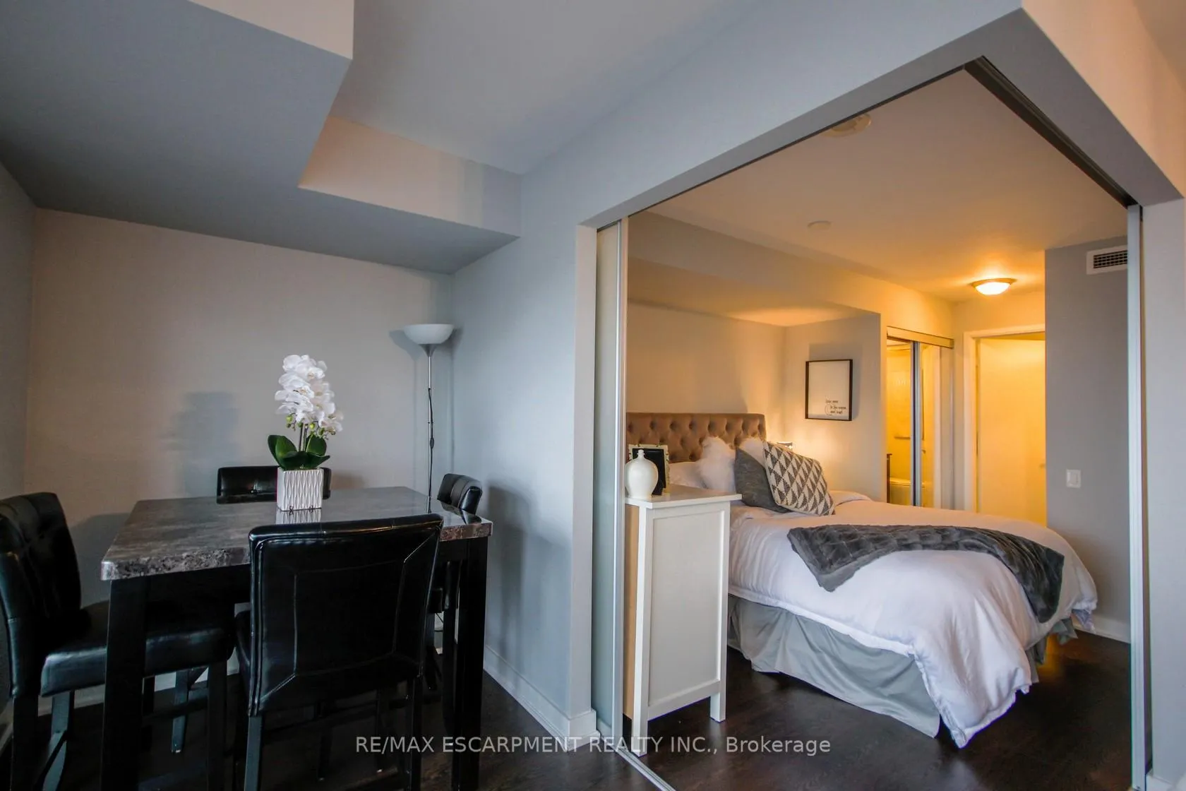 Photo 20 of Unit 1203, 78 Tecumseth Street, Toronto, Niagara — HOMEH