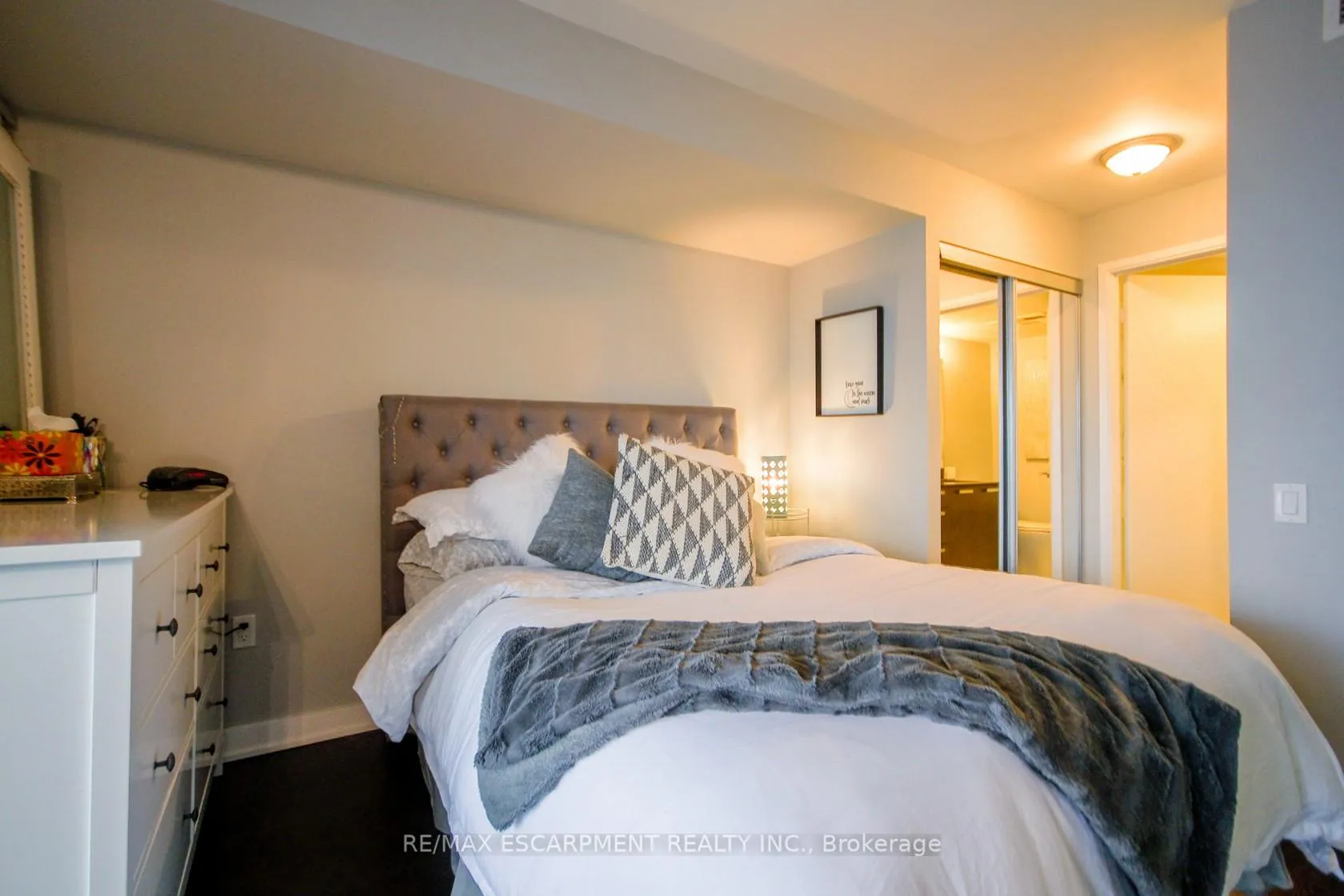 Photo 21 of Unit 1203, 78 Tecumseth Street, Toronto, Niagara — HOMEH
