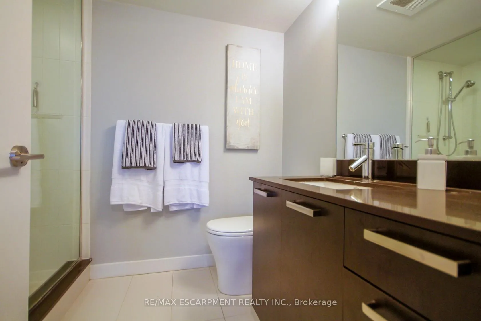 Photo 23 of Unit 1203, 78 Tecumseth Street, Toronto, Niagara — HOMEH