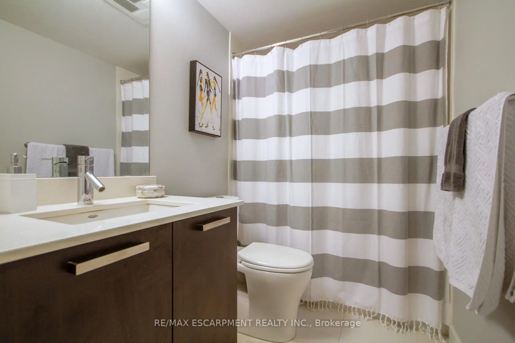 Photo 27 of Unit 1203, 78 Tecumseth Street, Toronto, Niagara — HOMEH