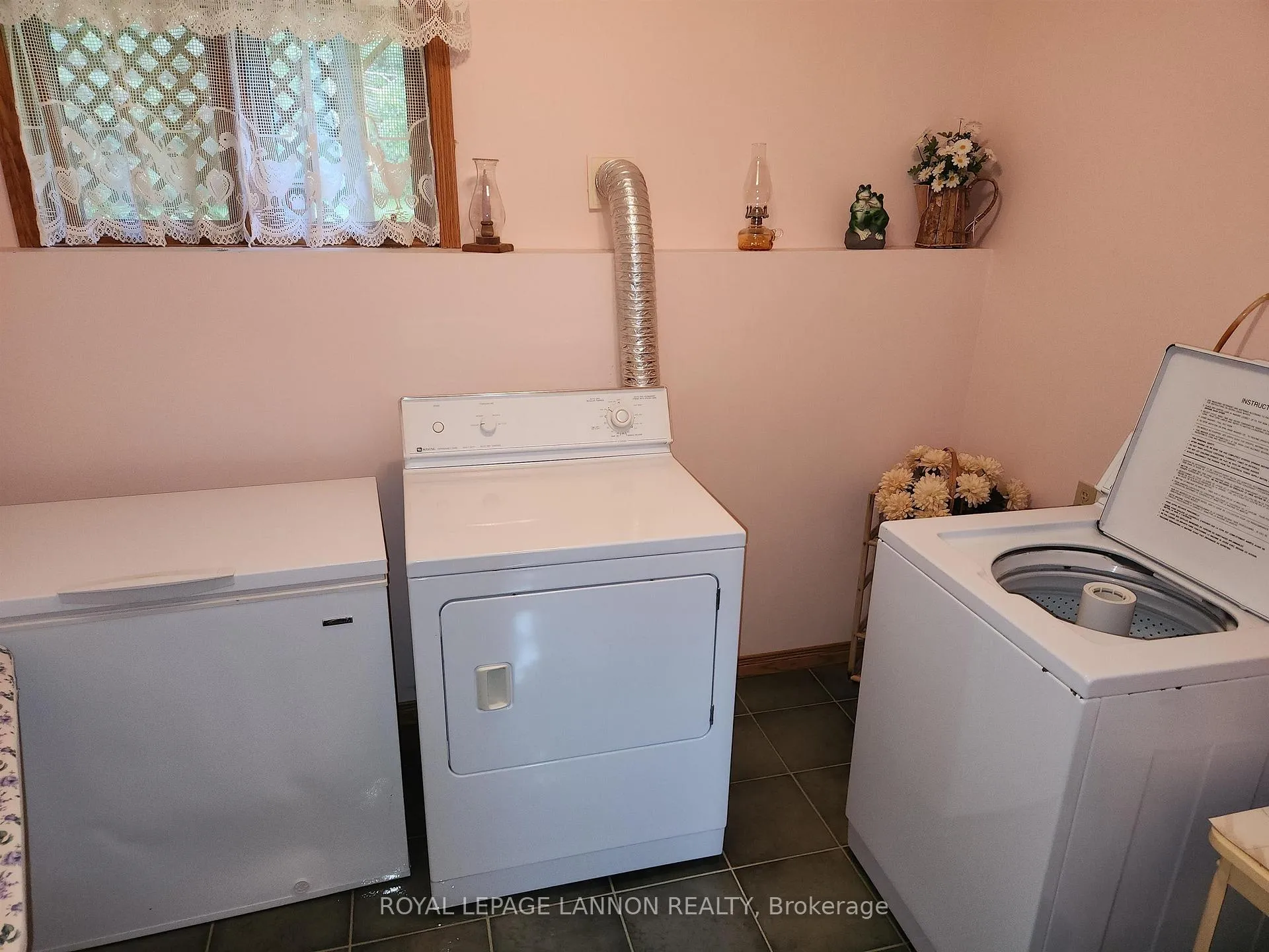 Photo 31 of 1589 Mountain Road, Thunder Bay, Mountain Road — HOMEH
