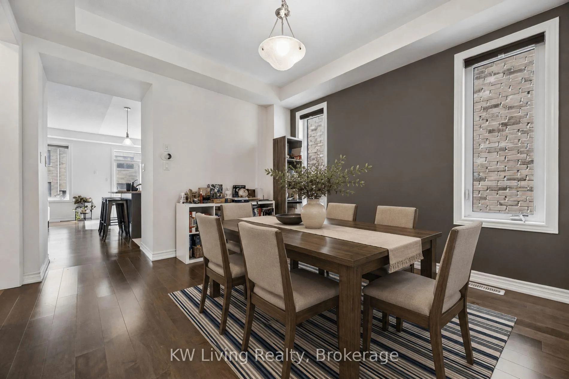 Photo 10 of 11 Auckland Drive, Whitby, Rural Whitby — HOMEH