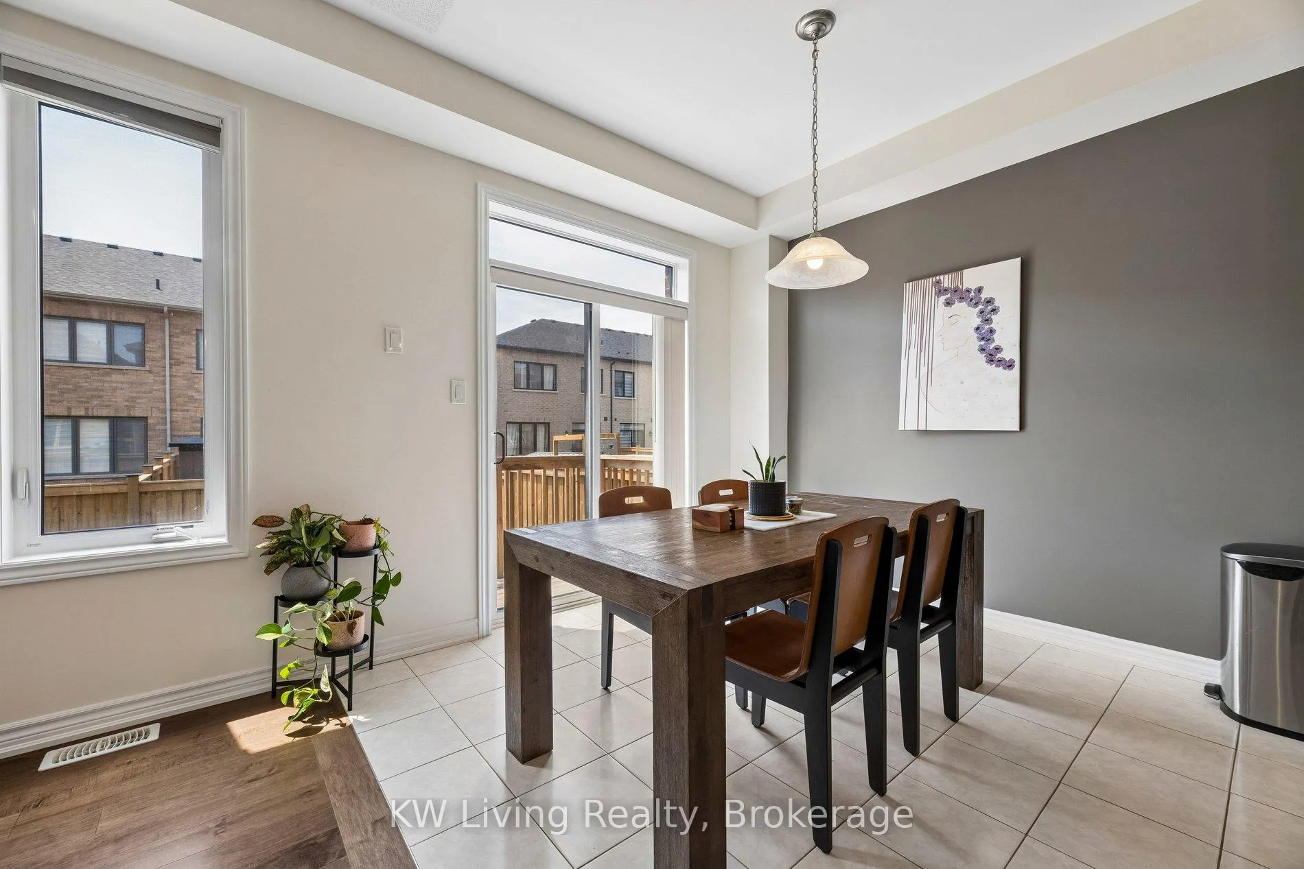 Photo 18 of 11 Auckland Drive, Whitby, Rural Whitby — HOMEH