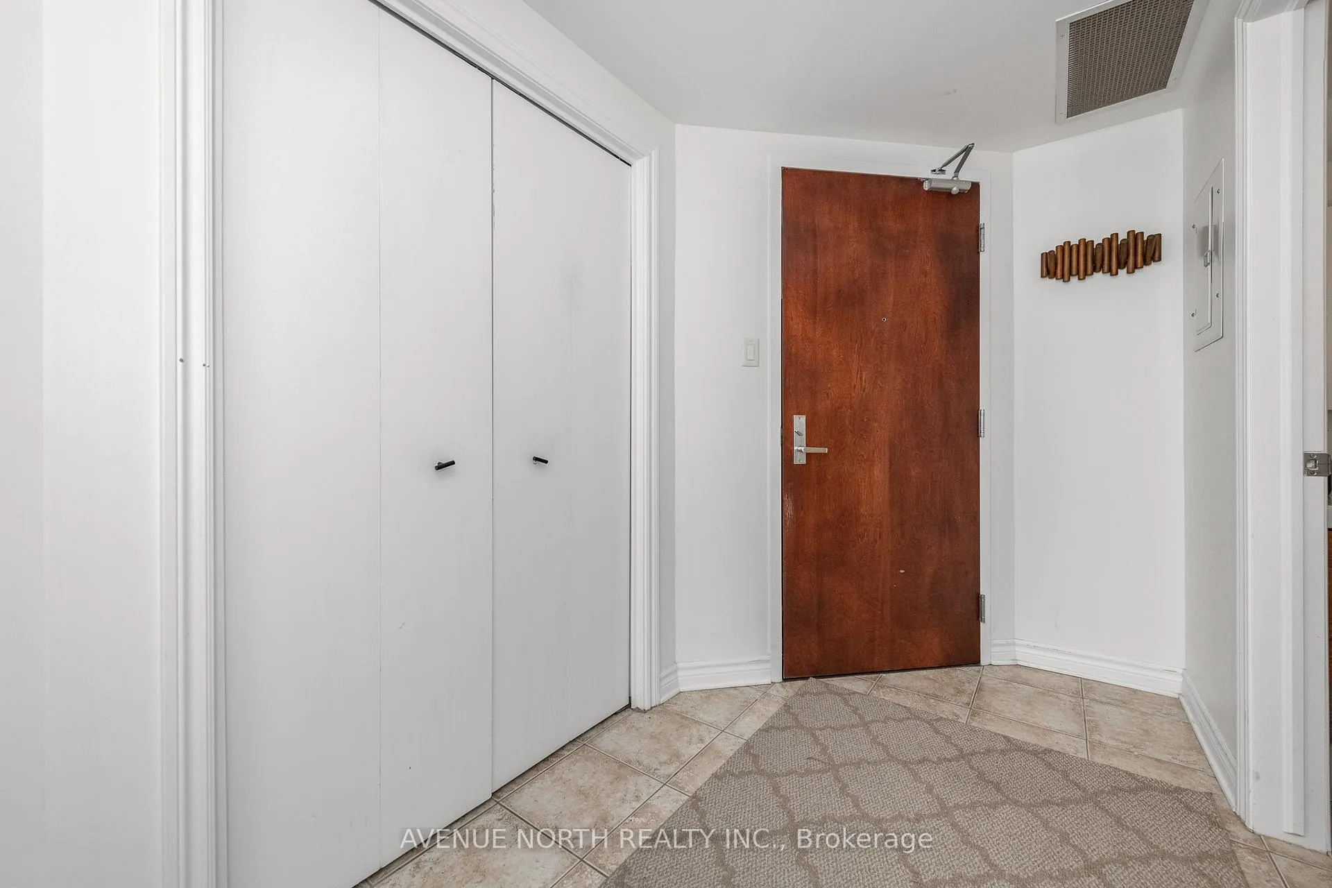 Photo 4 of Unit 912, 200 Rideau Street, Ottawa, Sandy Hill — HOMEH