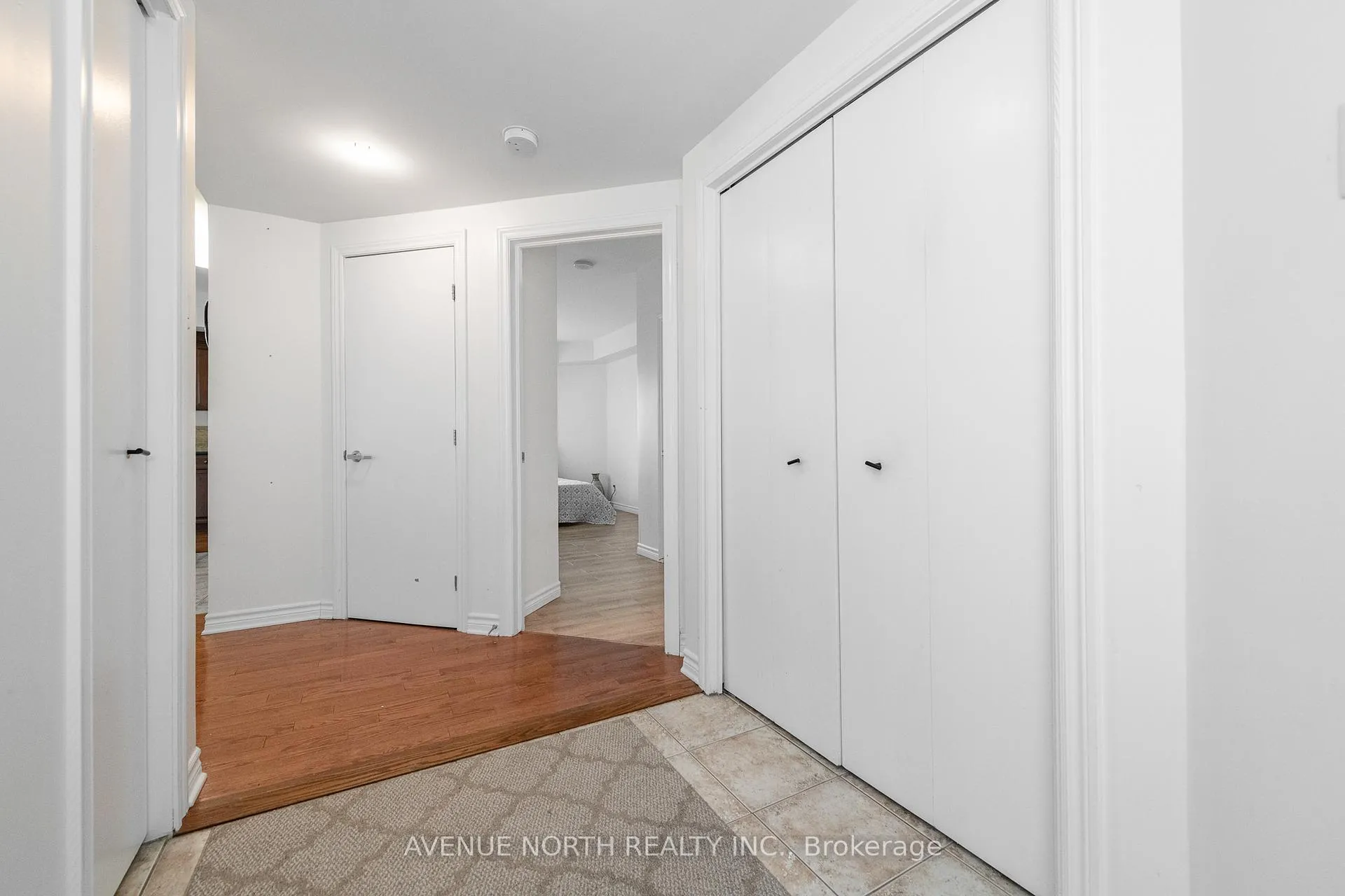 Photo 6 of Unit 912, 200 Rideau Street, Ottawa, Sandy Hill — HOMEH