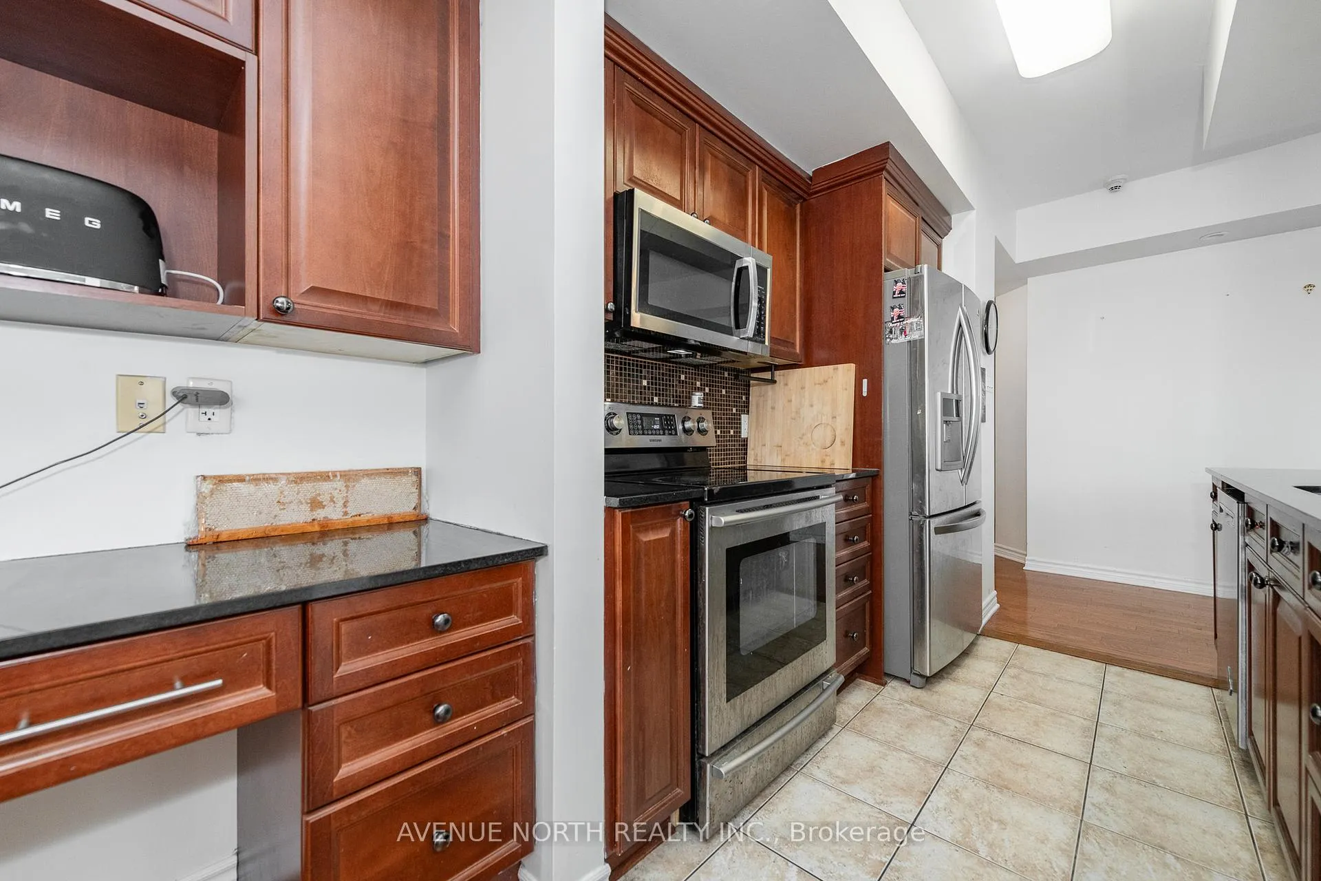 Photo 12 of Unit 912, 200 Rideau Street, Ottawa, Sandy Hill — HOMEH