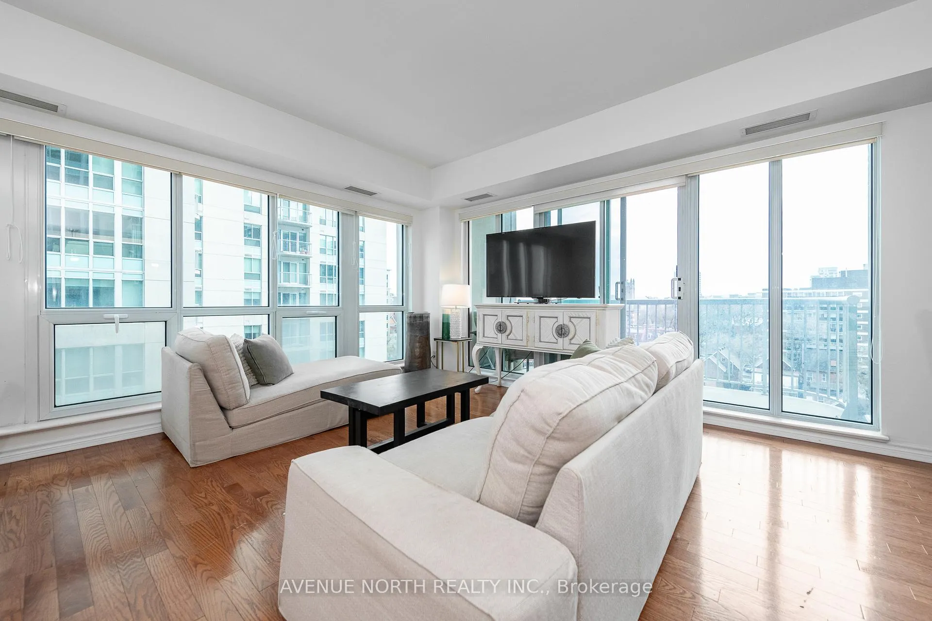 Photo 17 of Unit 912, 200 Rideau Street, Ottawa, Sandy Hill — HOMEH