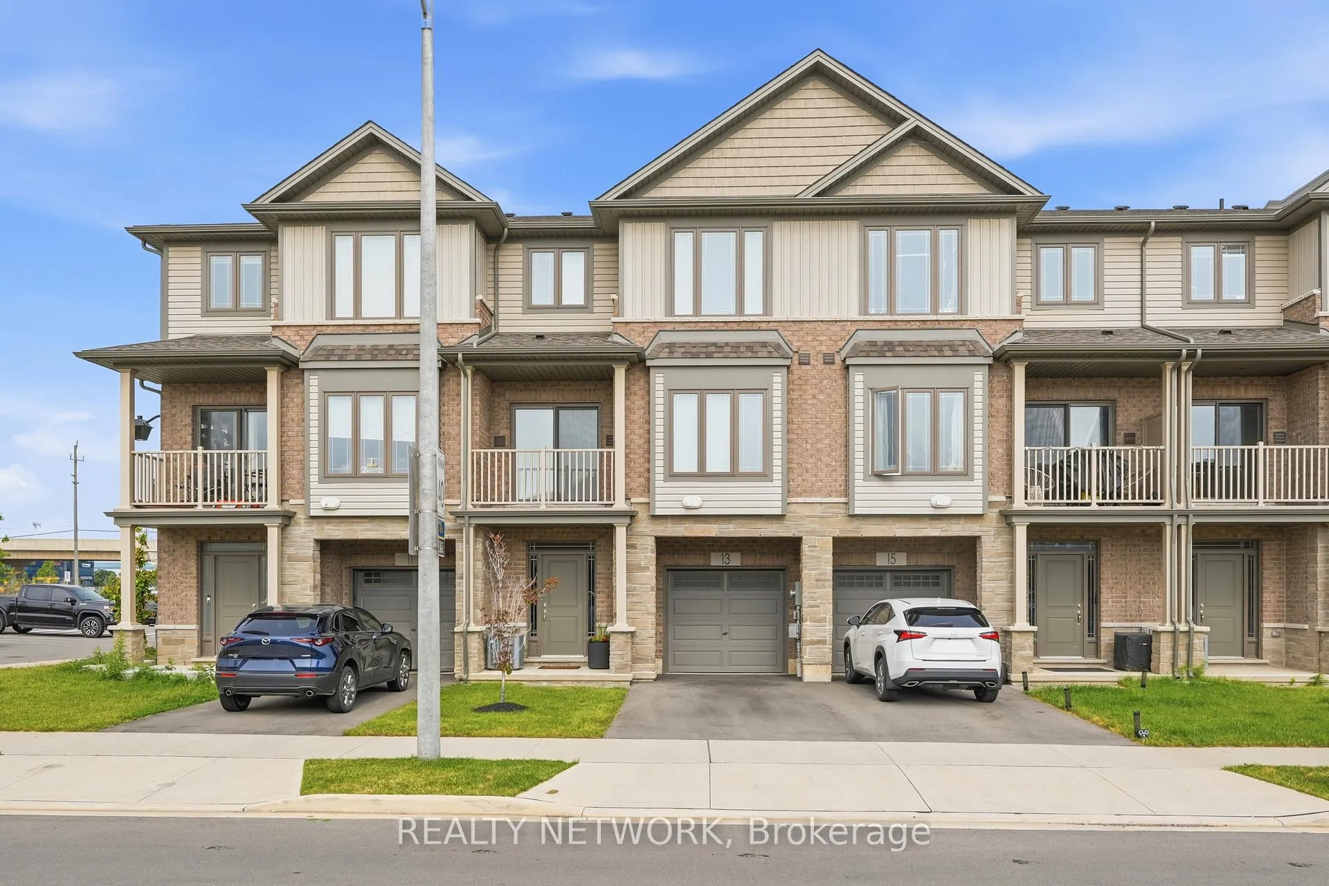 Photo 1 of 13 Rachel Drive, Hamilton, Winona Park — HOMEH