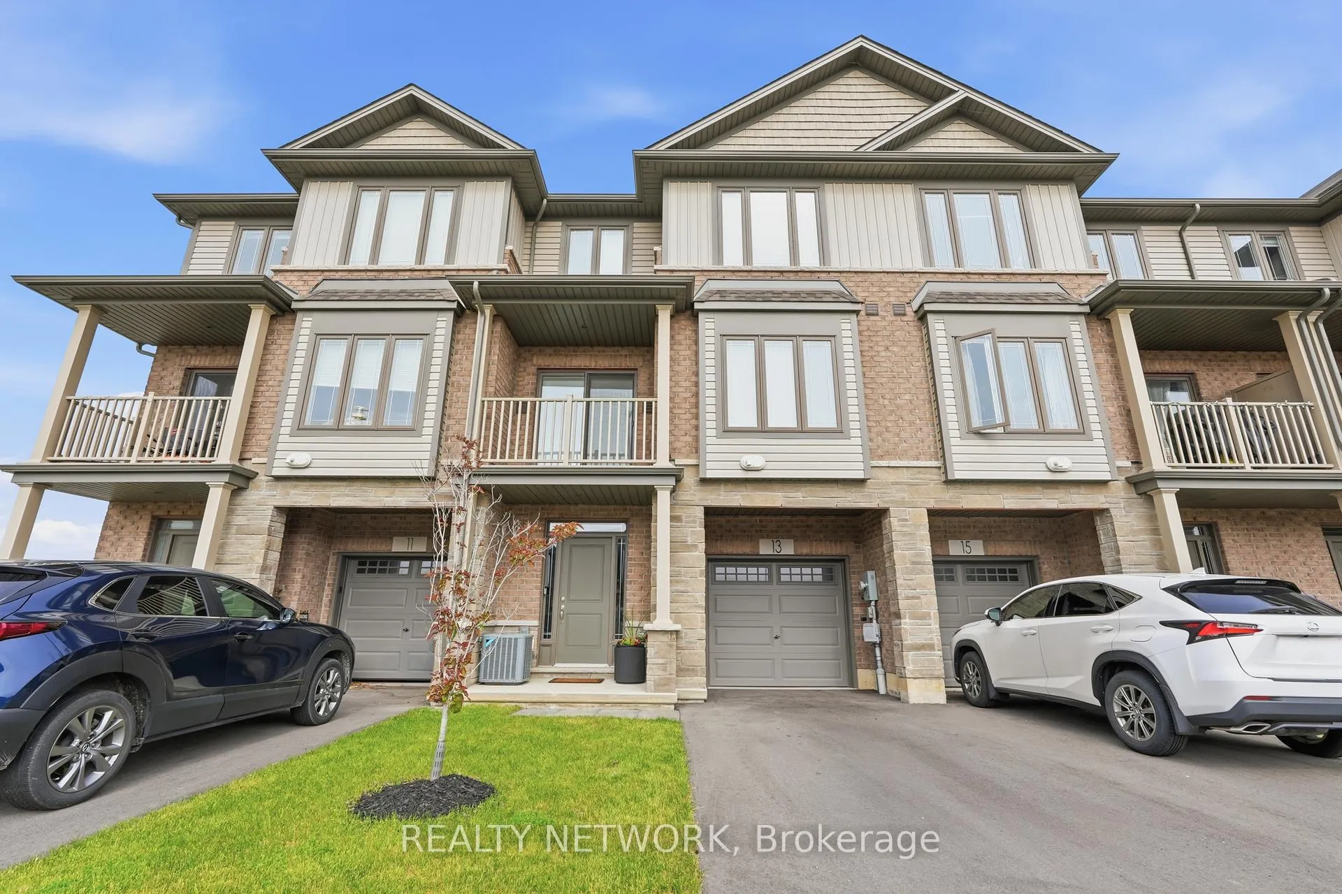 Photo 3 of 13 Rachel Drive, Hamilton, Winona Park — HOMEH