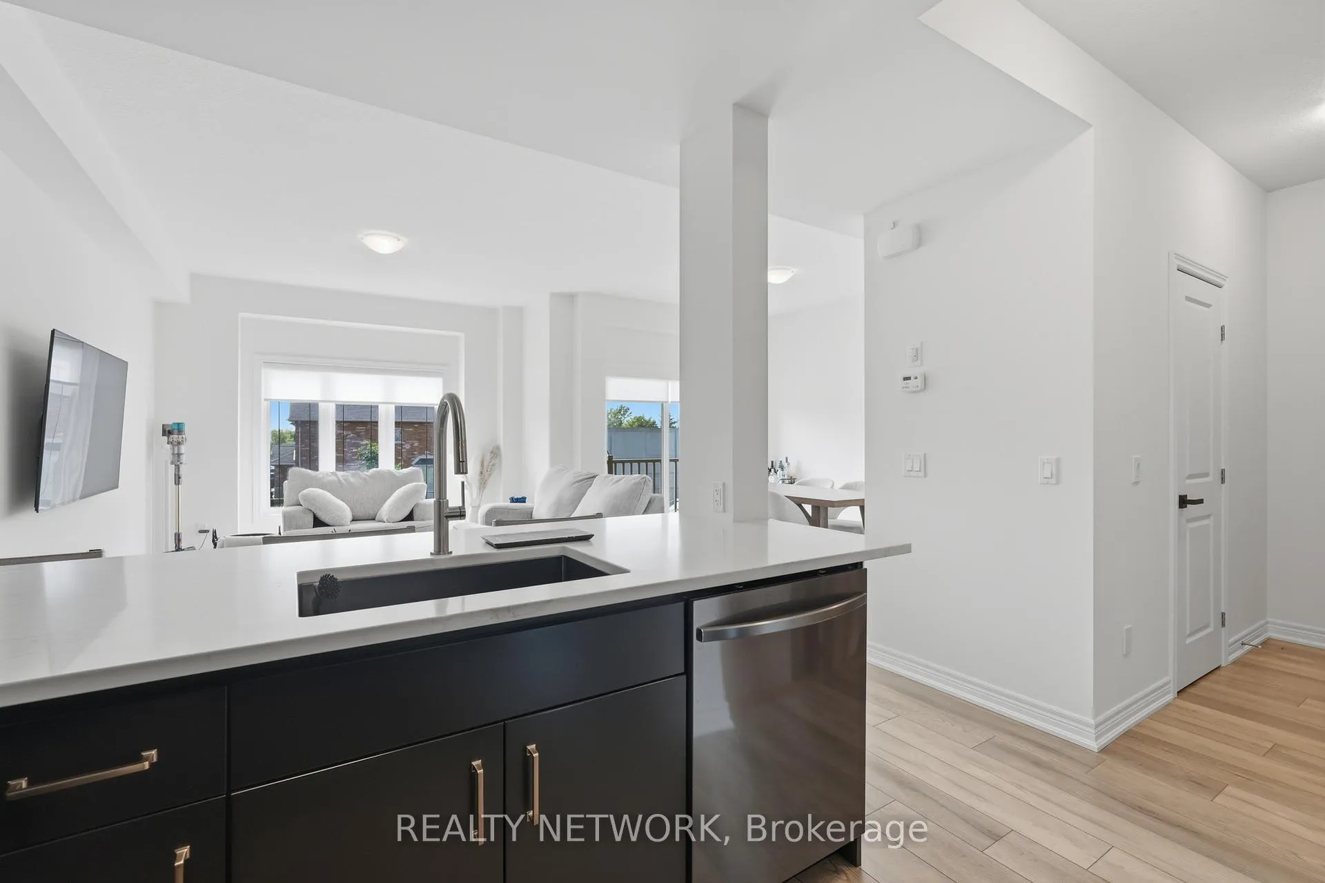 Photo 10 of 13 Rachel Drive, Hamilton, Winona Park — HOMEH