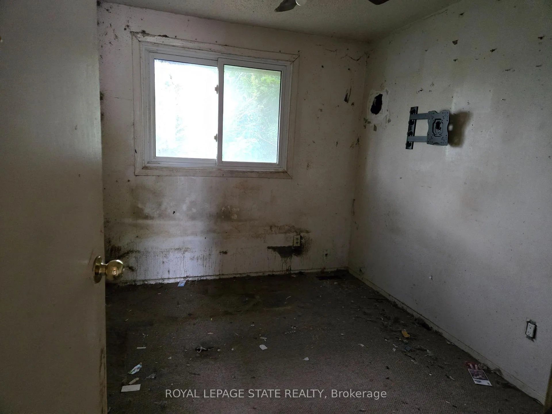 Photo 10 of 5548 Church's Lane, Niagara Falls, Church's Lane — HOMEH