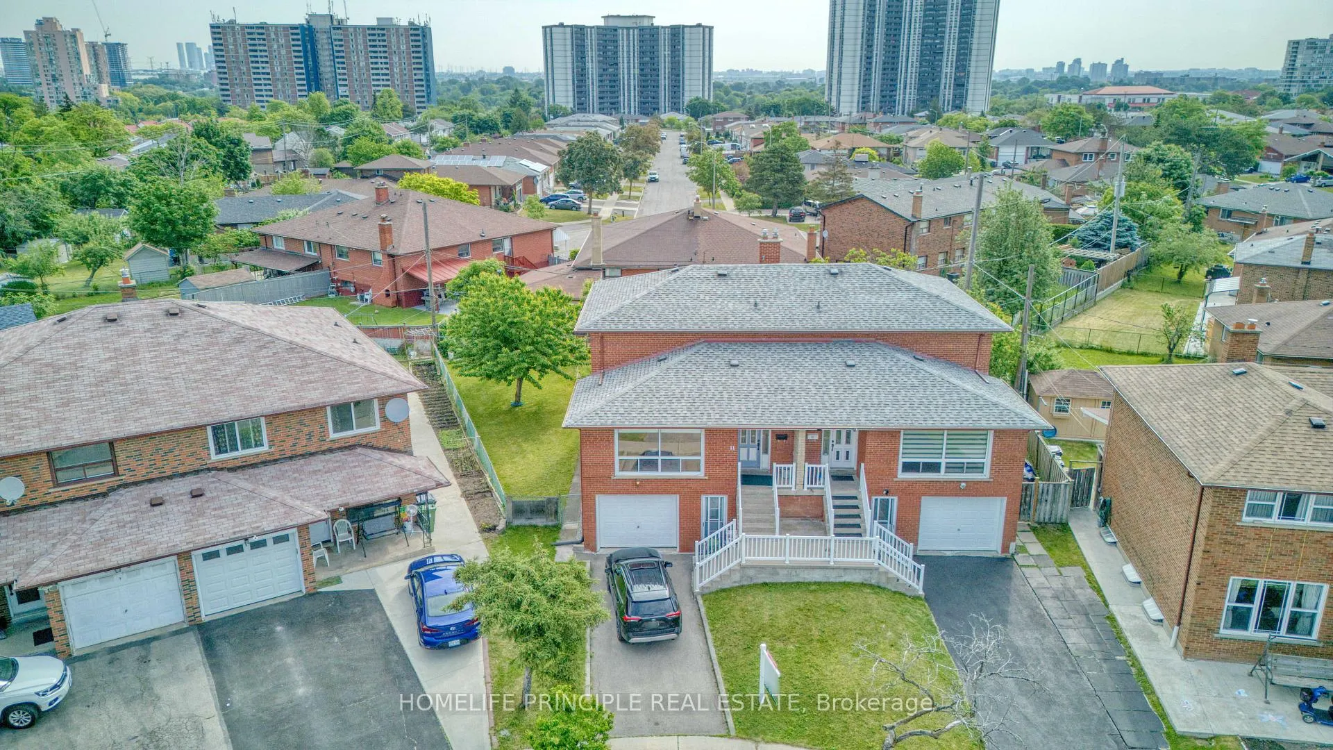 Front of 11 Sheila Court