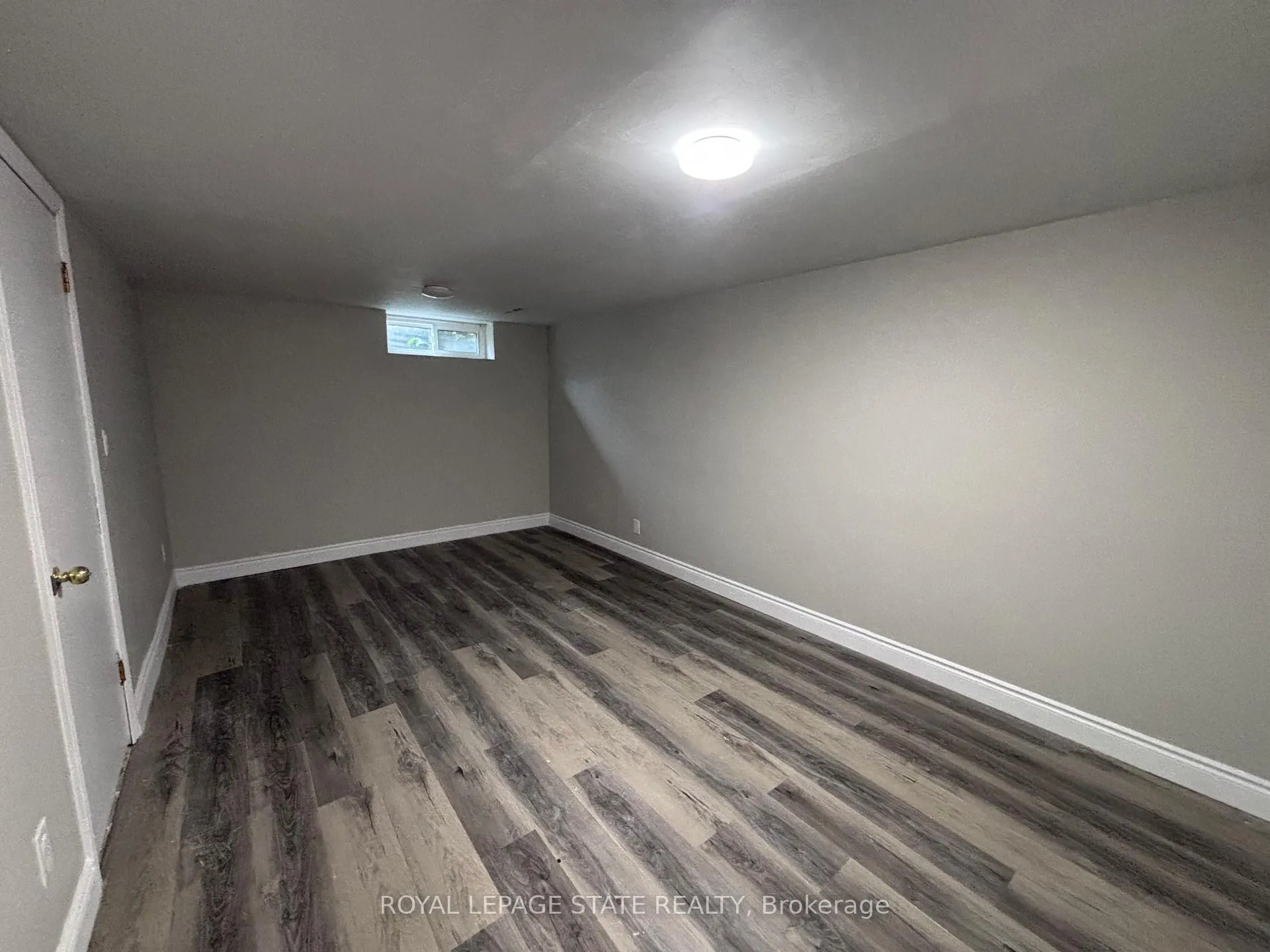 Photo 17 of Unit 4, 153 Limeridge Road W, Hamilton, Rolston — HOMEH